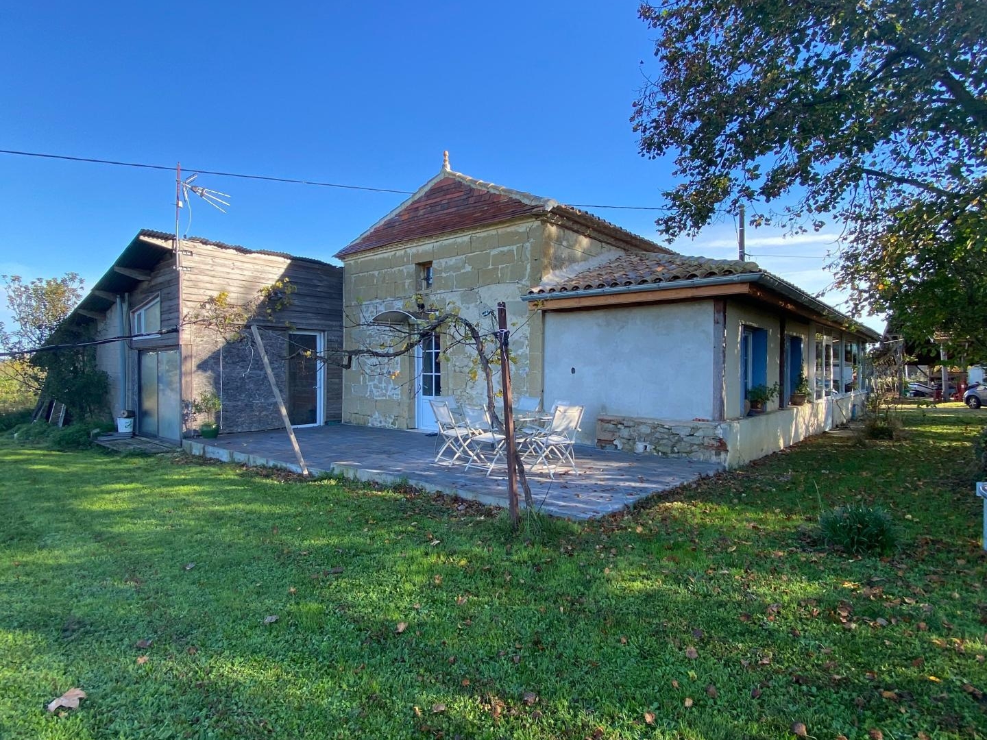 Maison à vendre - 7 pièces - 215m2 - Saint-Colomb-De-L... (47410)