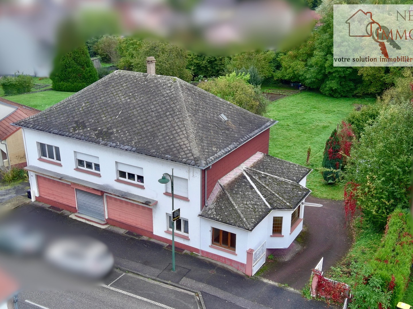 ENSEMBLE IMMOBILIER 300 m2 sur 23,86 ares Fort potentiel résidentiel & commercial