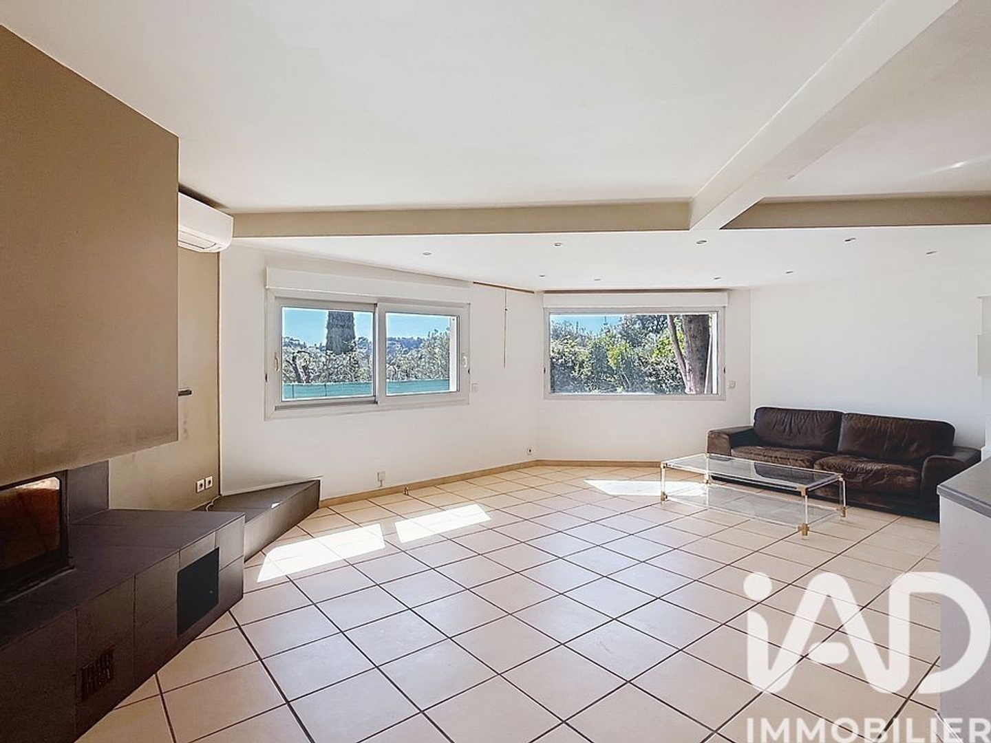 Maison à vendre - 7 pièces - 187m2 - La Garde (83130)