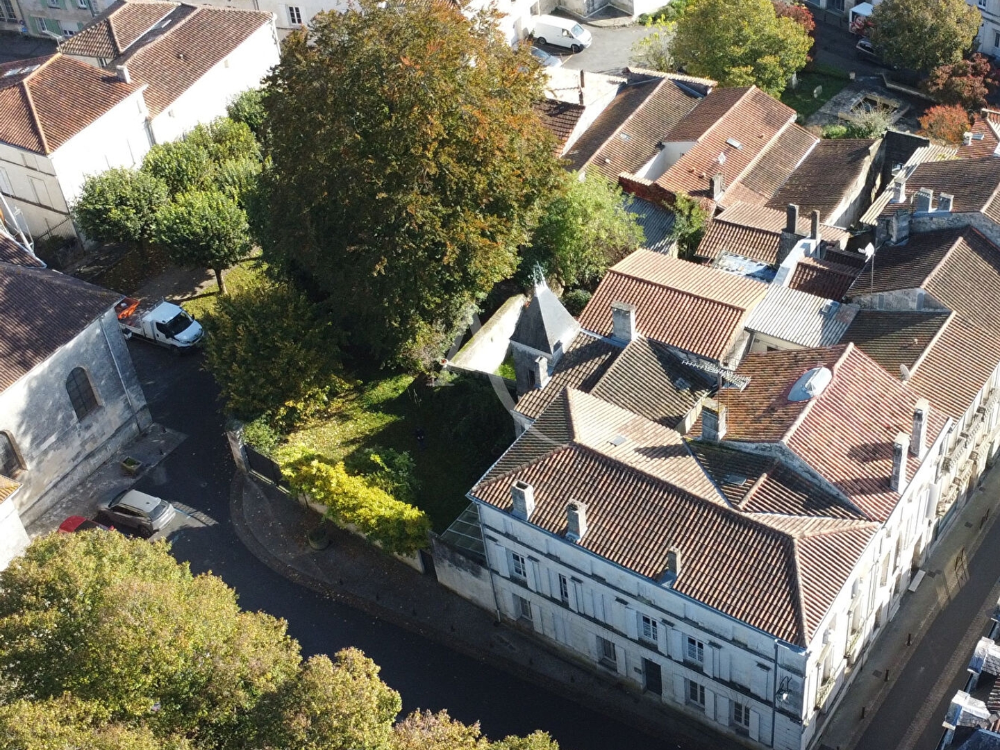 Maison de maître 12 pièces - 350m²