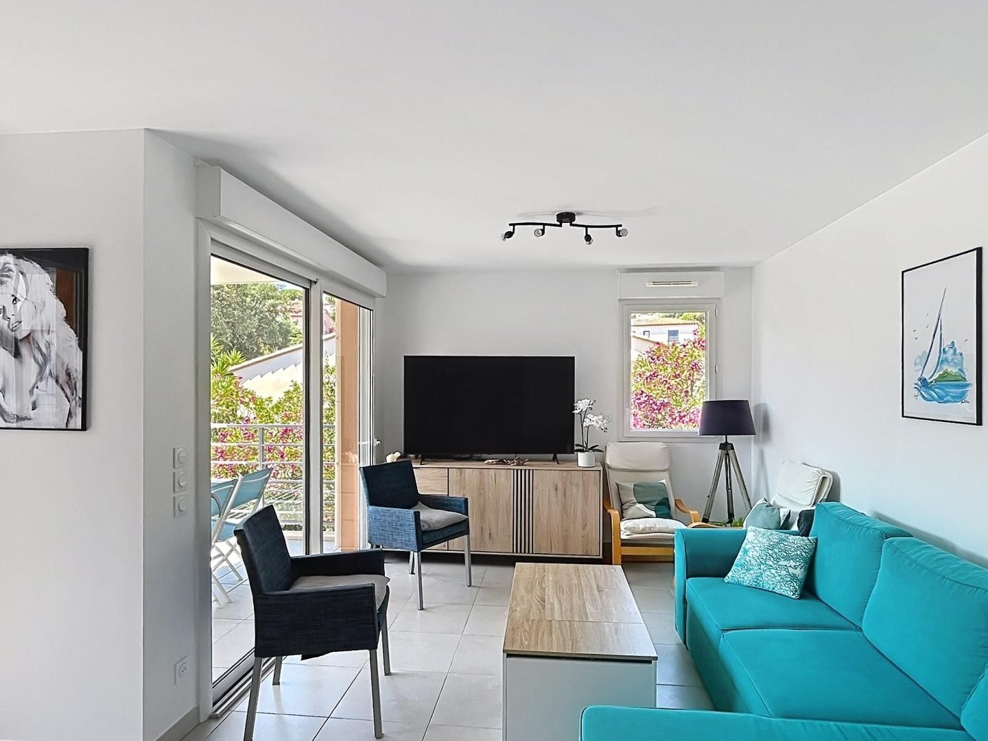 Appartement à vendre - 3 pièces - 65m2 - Cavalaire-Sur-Mer (83240)