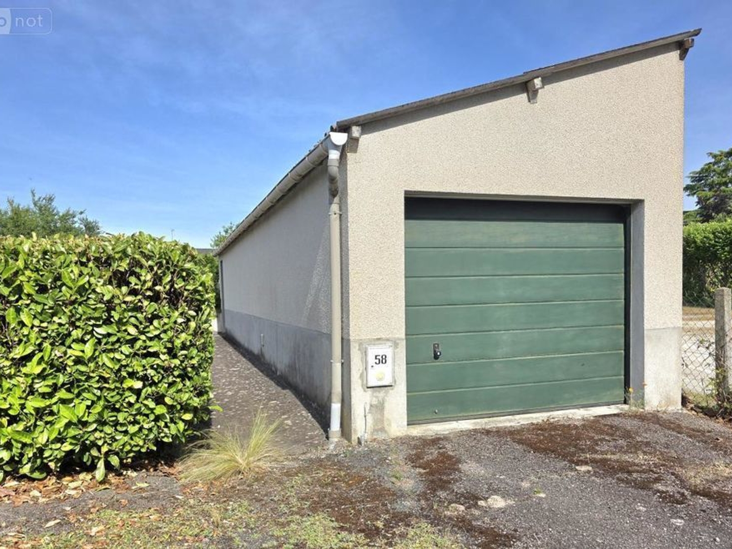 Parking 138 m²