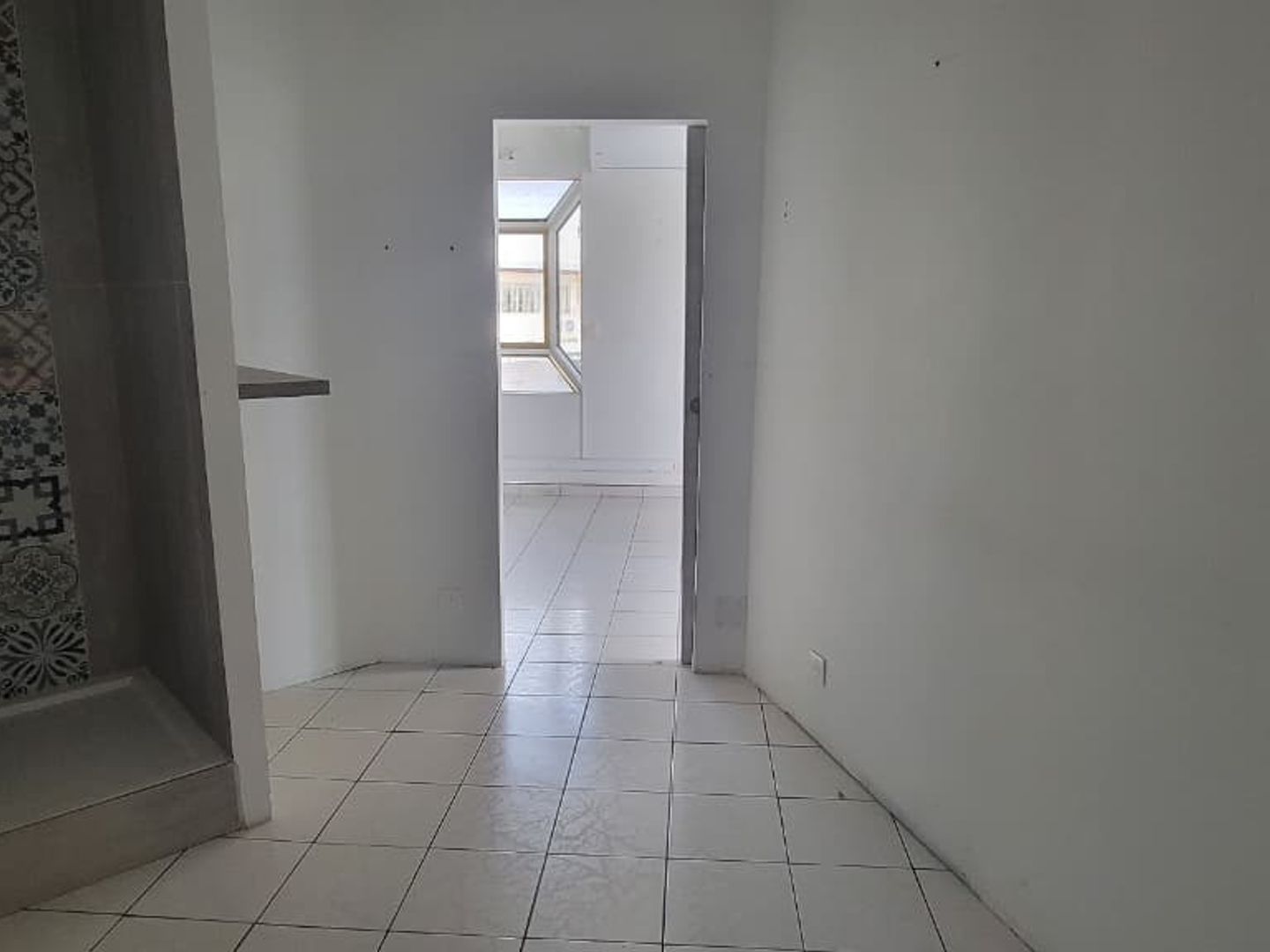 Locaux à vendre - 3 pièces - 60m2 - Baie-Mahault (97122)