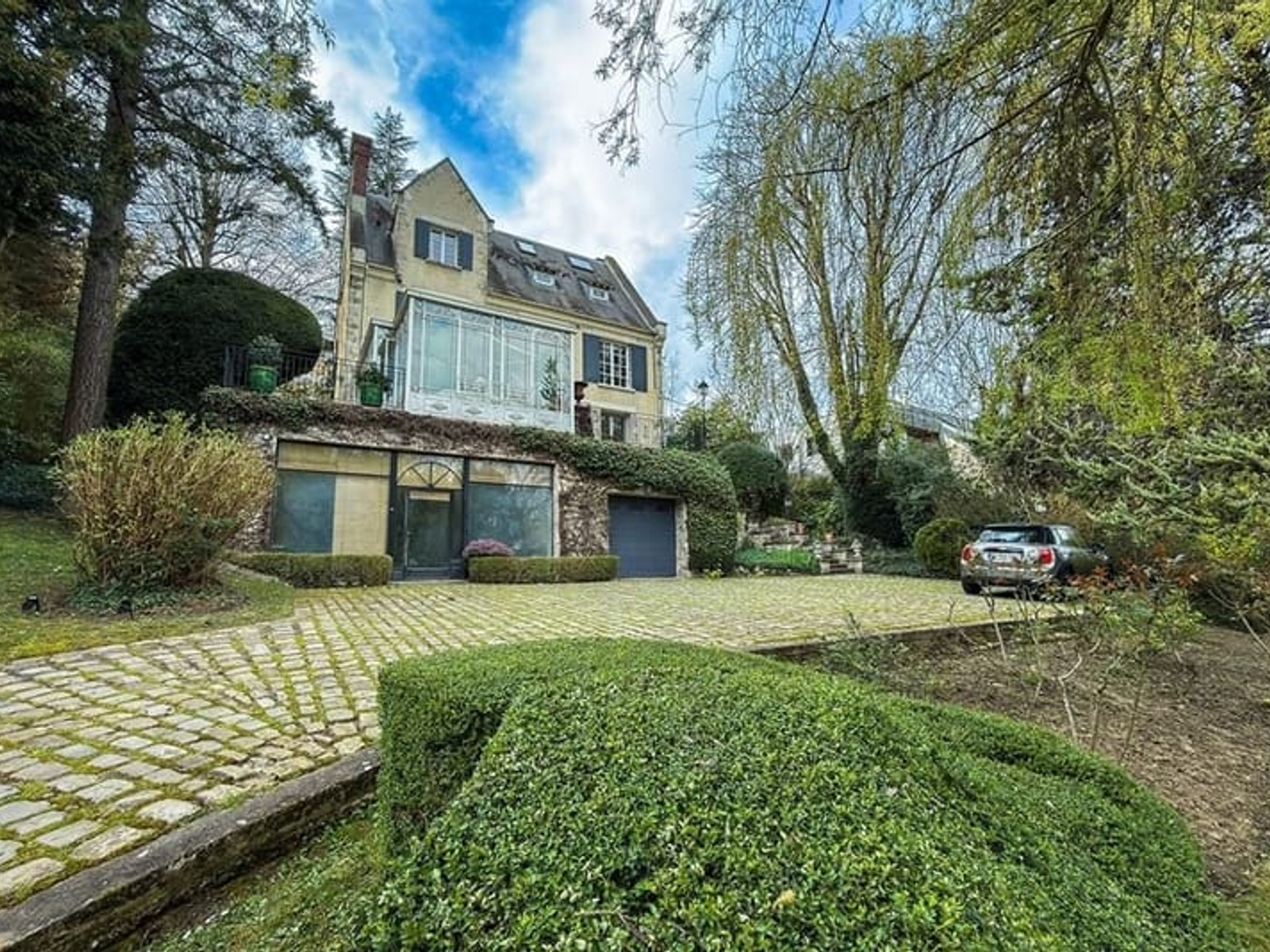 Marly Le Roi 78160 - Maison 327 M² / 430 M² 5/7 Chambres Bureaux