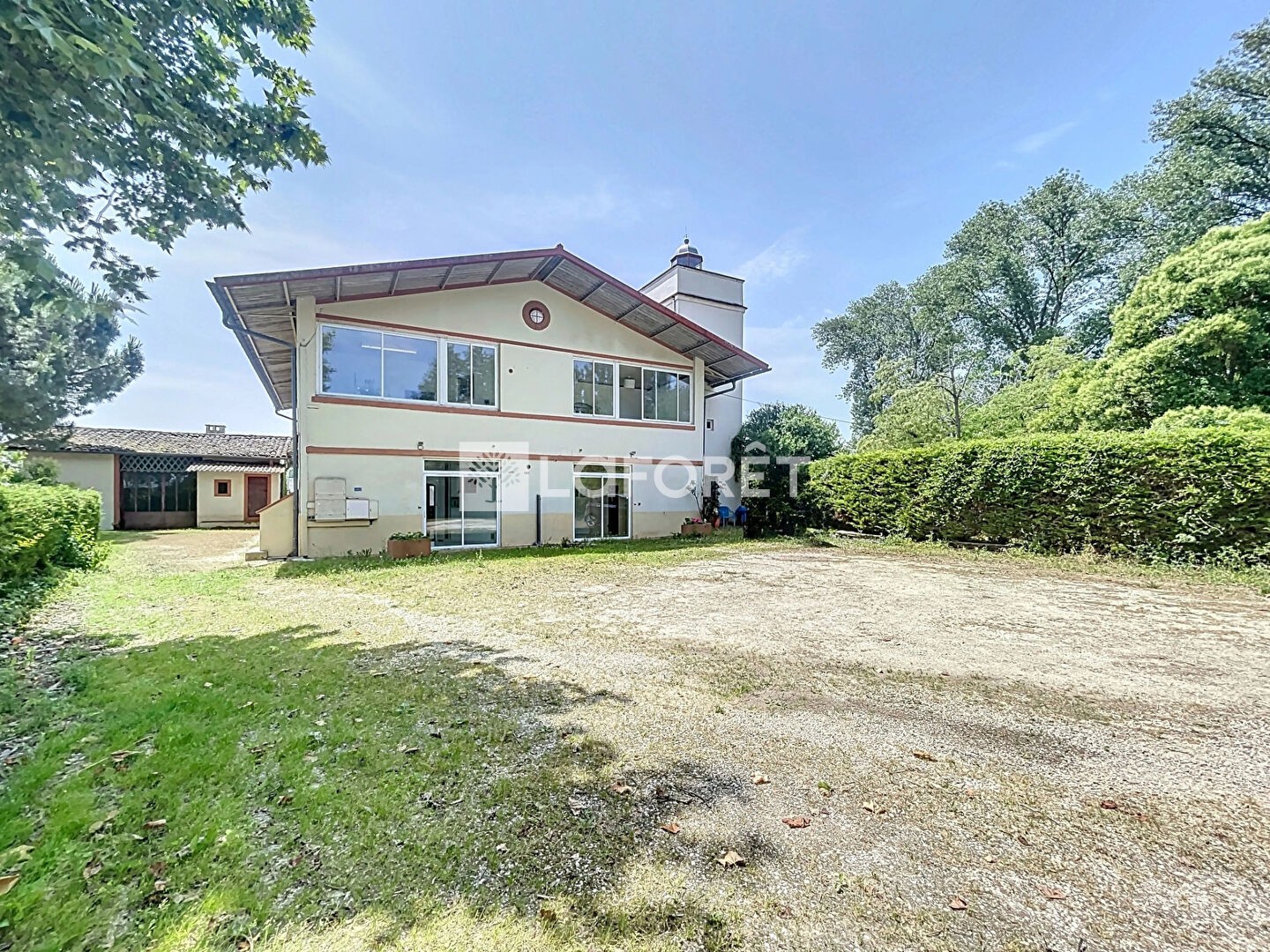 Immeuble 12 pièces 300 m²