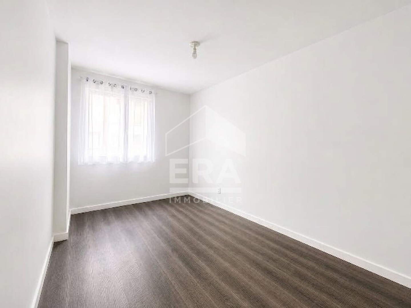 Appartement à vendre - 3 pièces - 66m2 - Saint-Denis (93200)