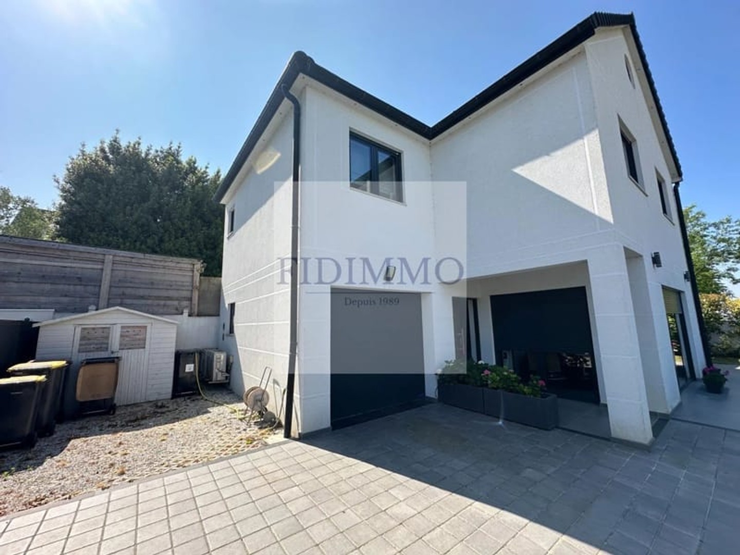 MAISON moderne sur les Coteaux d'Ormesson