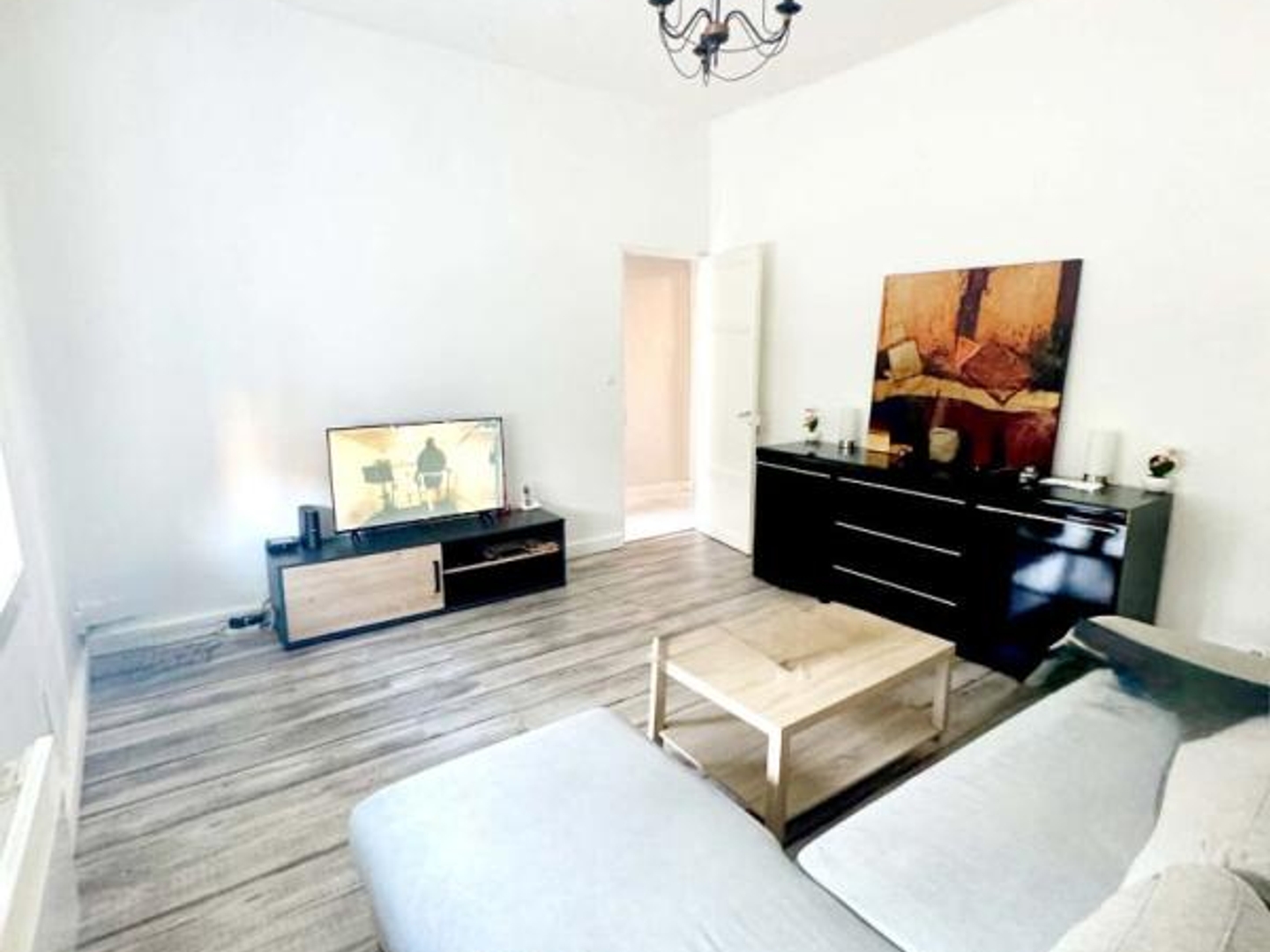 Appartement Istres 2 pièce(s) Avec Terrasse et Beau JARDIN