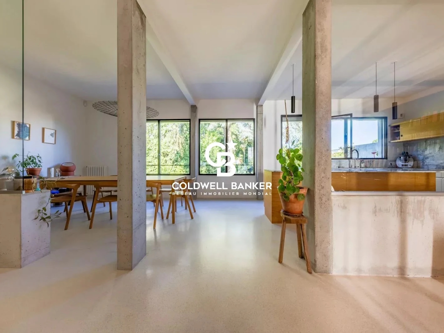 Maison à vendre - 7 pièces - 217m2 - Nantes (44000)