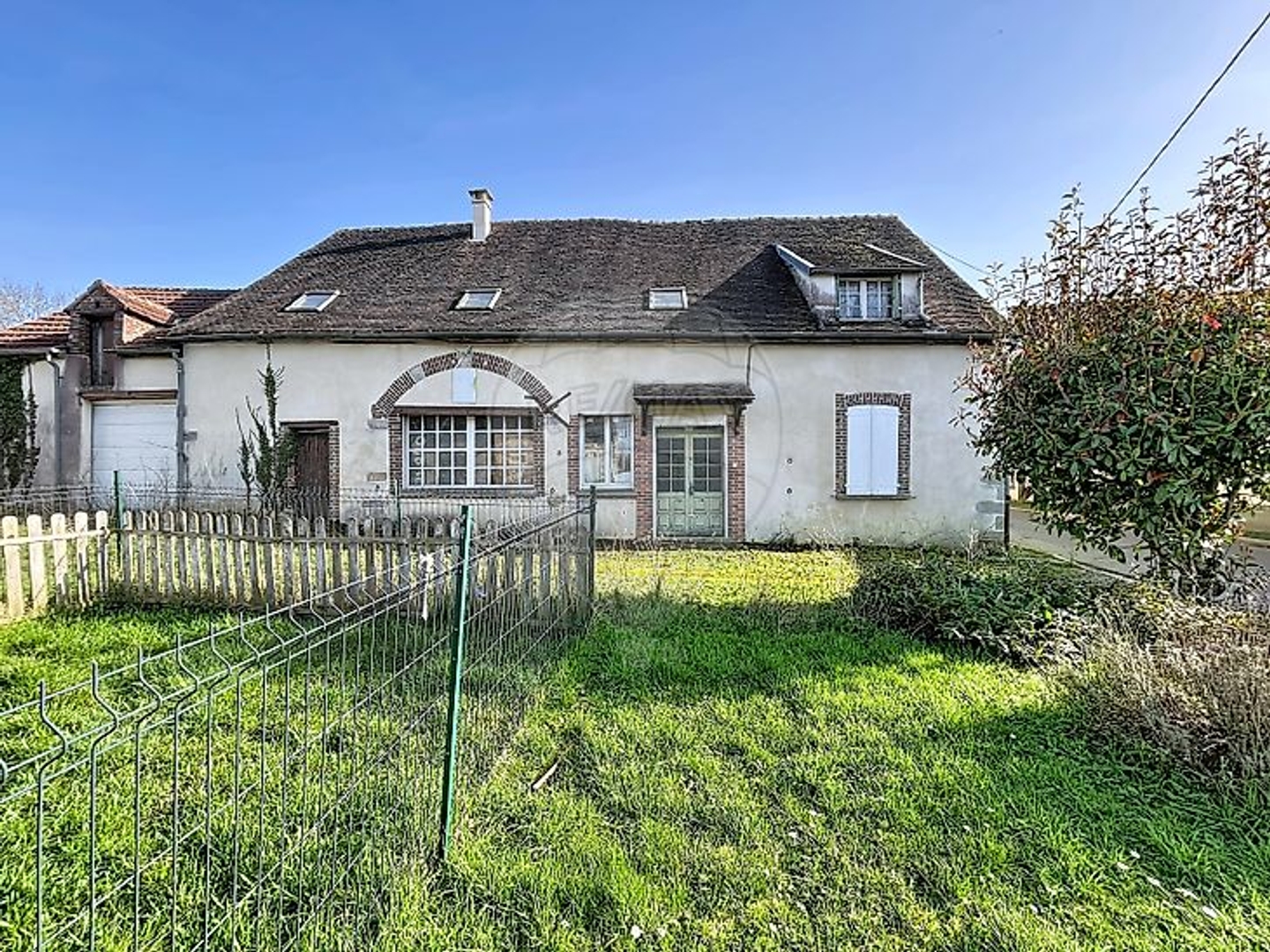 Maison à vendre - 4 pièces - 96m2 - Vernoy (89150)
