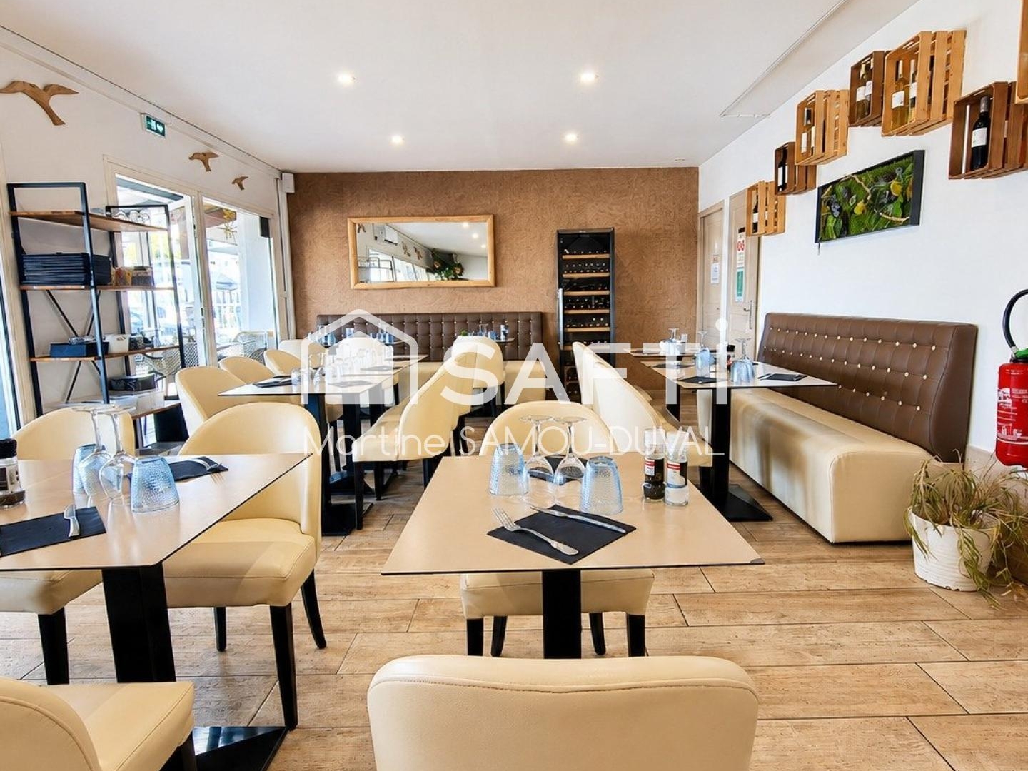 Magasin à vendre - 1002m2 - Six-Fours-Les-Plages (83140)
