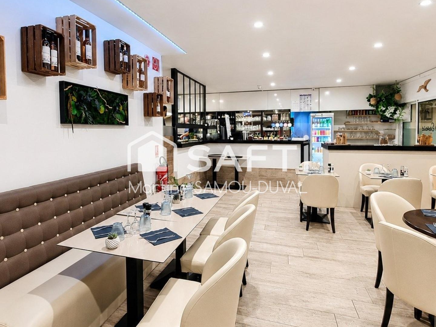 Magasin à vendre - 1002m2 - Six-Fours-Les-Plages (83140)