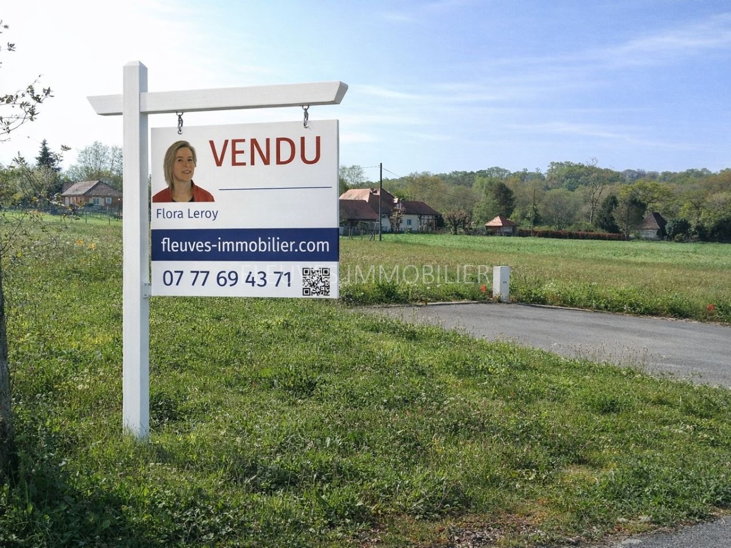 TERRAIN VIABILISÉ VENDU