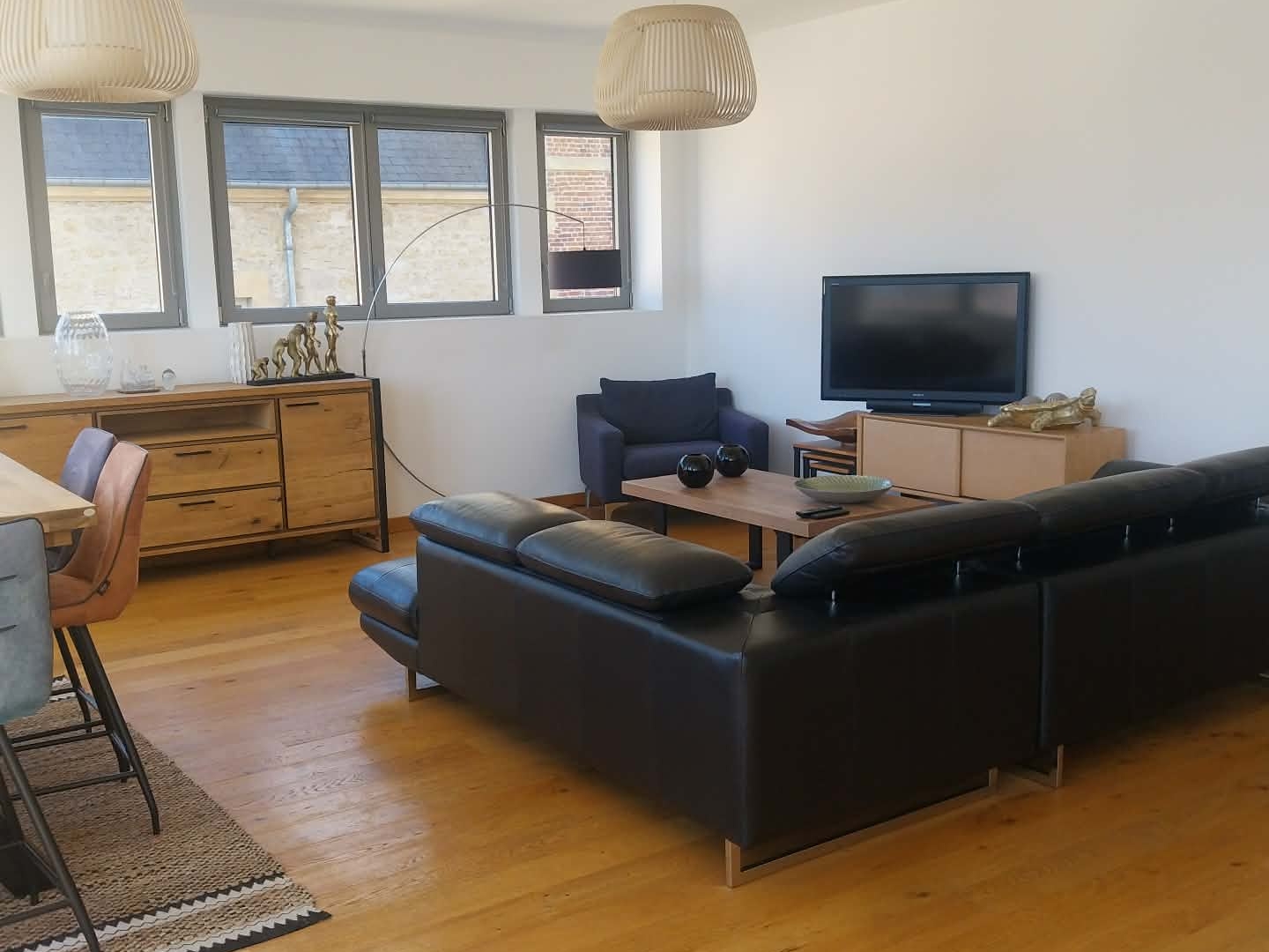 Appartement à vendre - 4 pièces - 138m2 - Charleville-Mézières (08000)