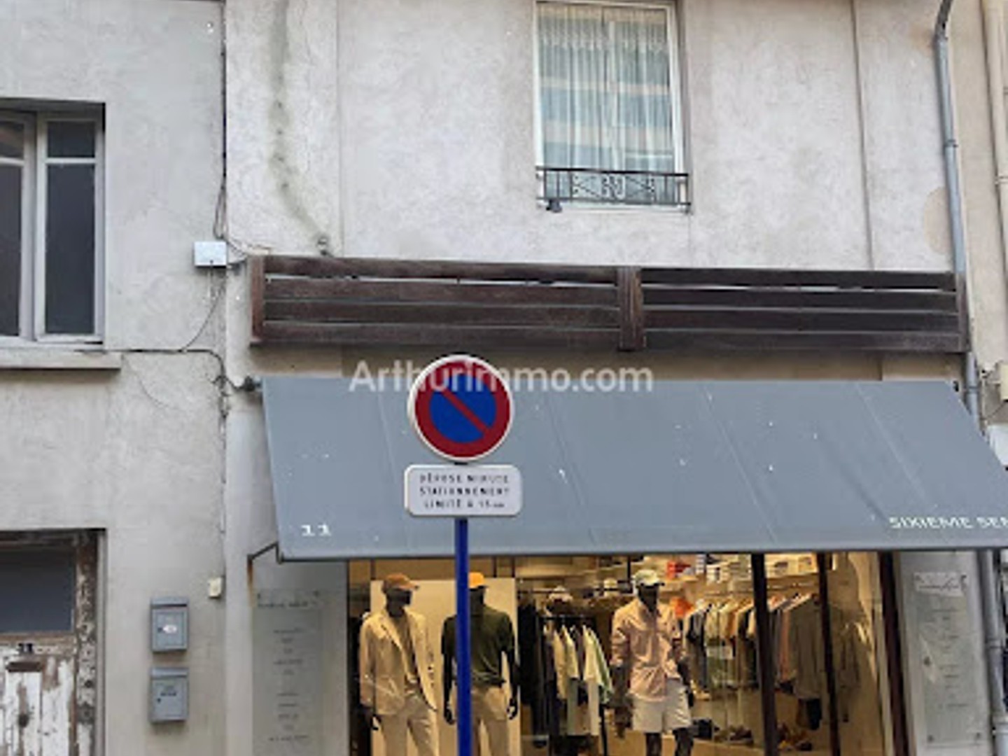 Local commercial 5 pièces 160 m²