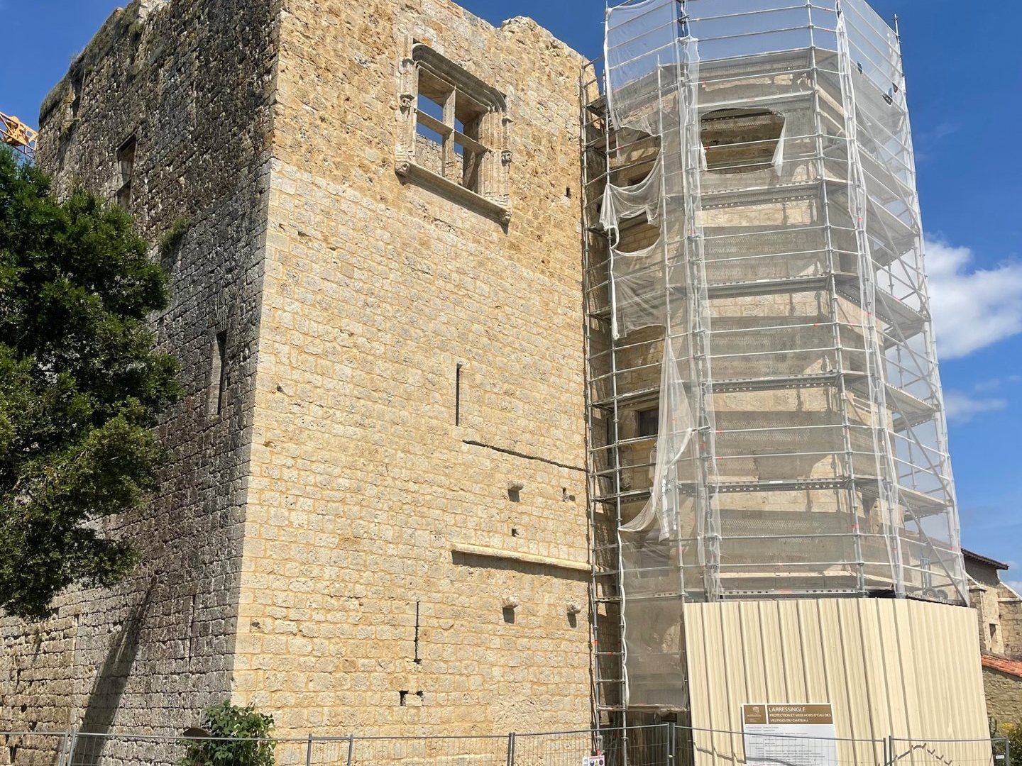 Maison à vendre - 340m2 - Larressingle (32100)