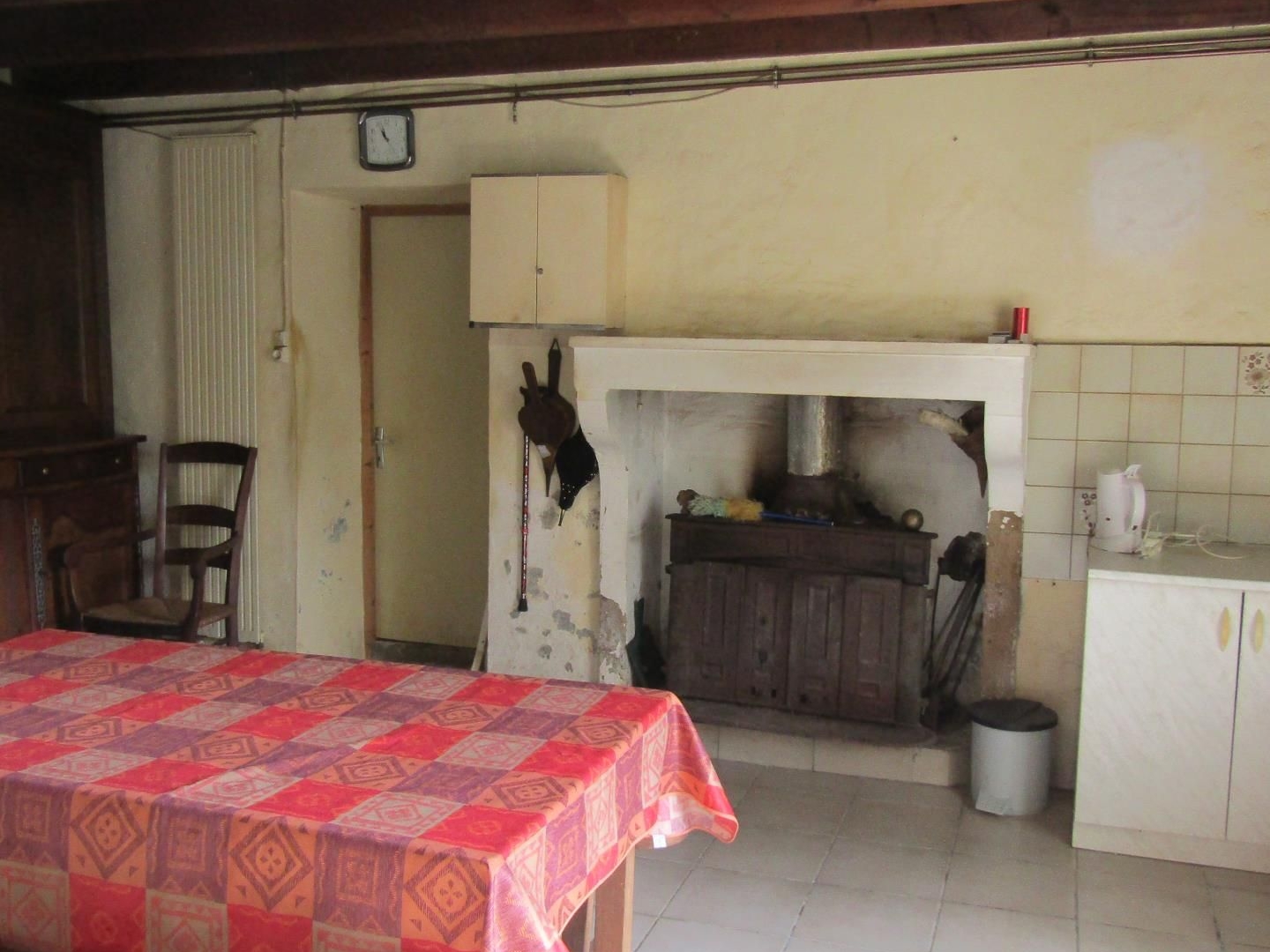 Maison à vendre - 3 pièces - 160m2 - Lezay (79120)