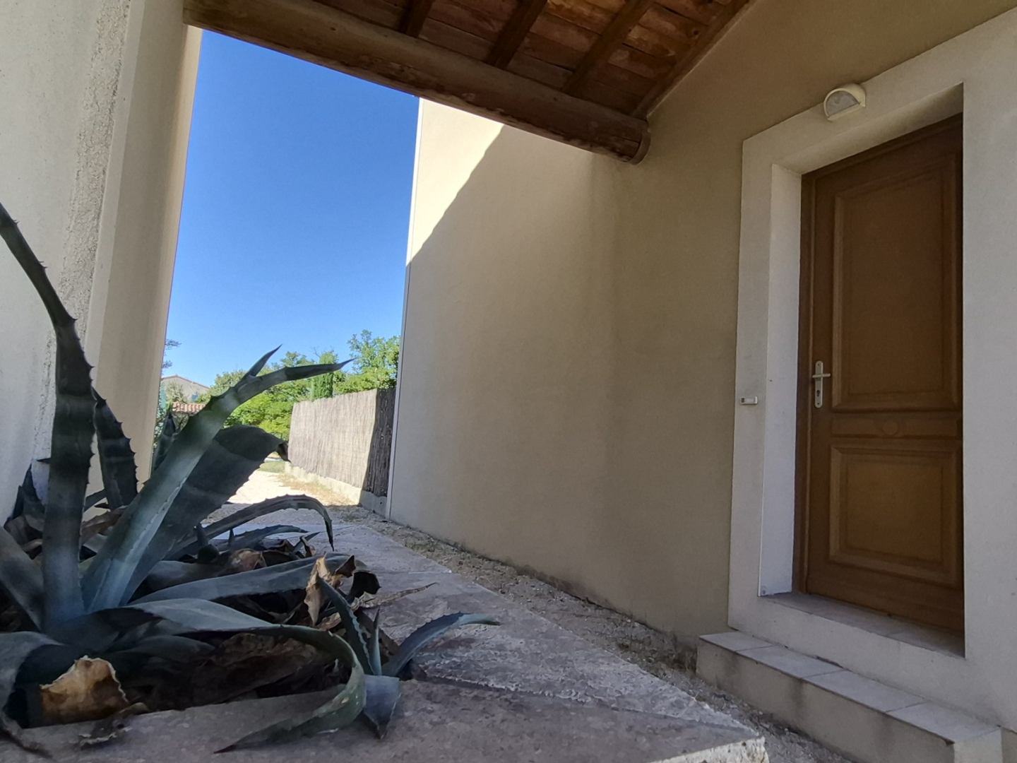 Maison à vendre - 4 pièces - 89m2 - Robion (84440)