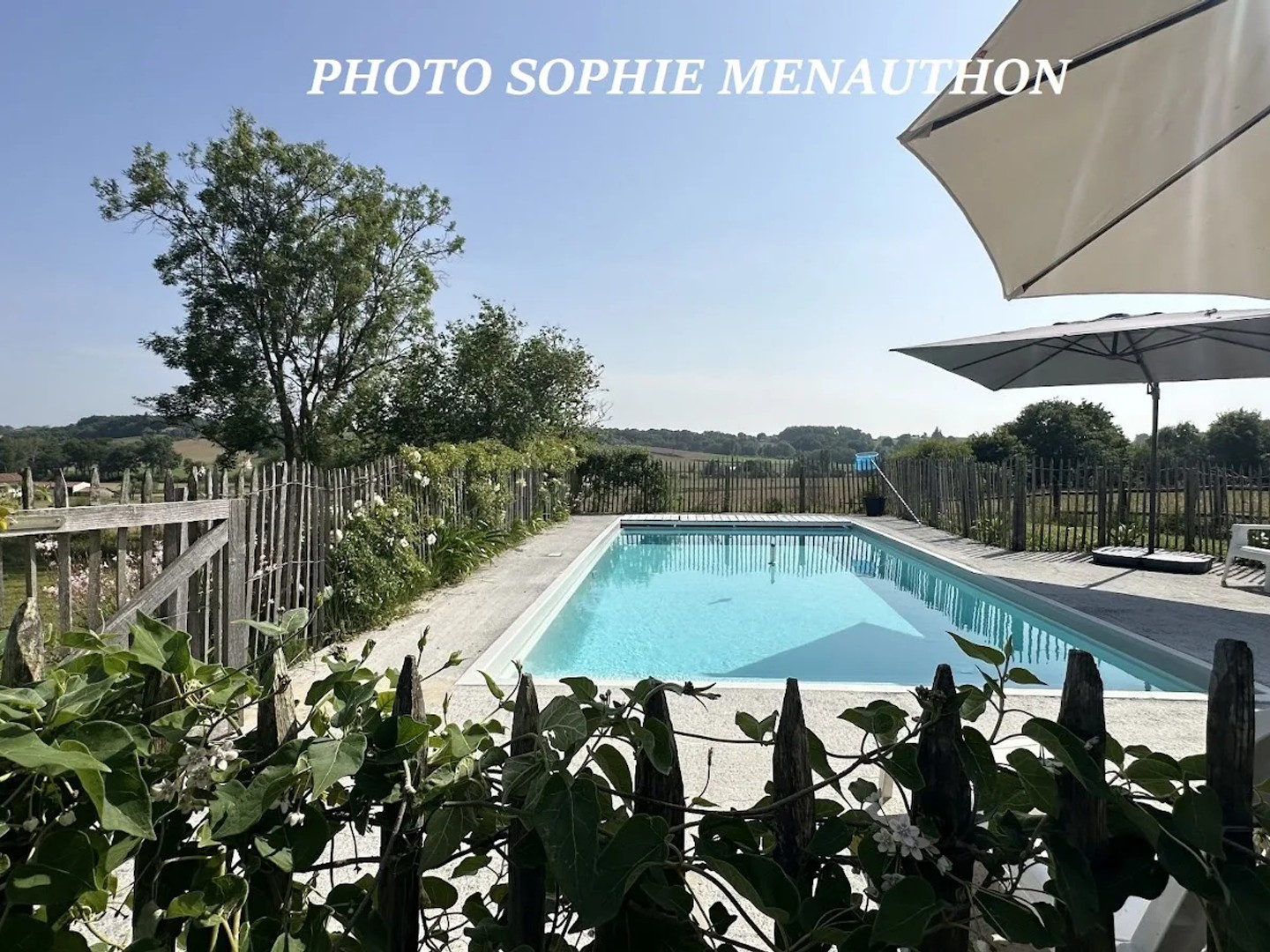 Maison 9 pièces 330 m²