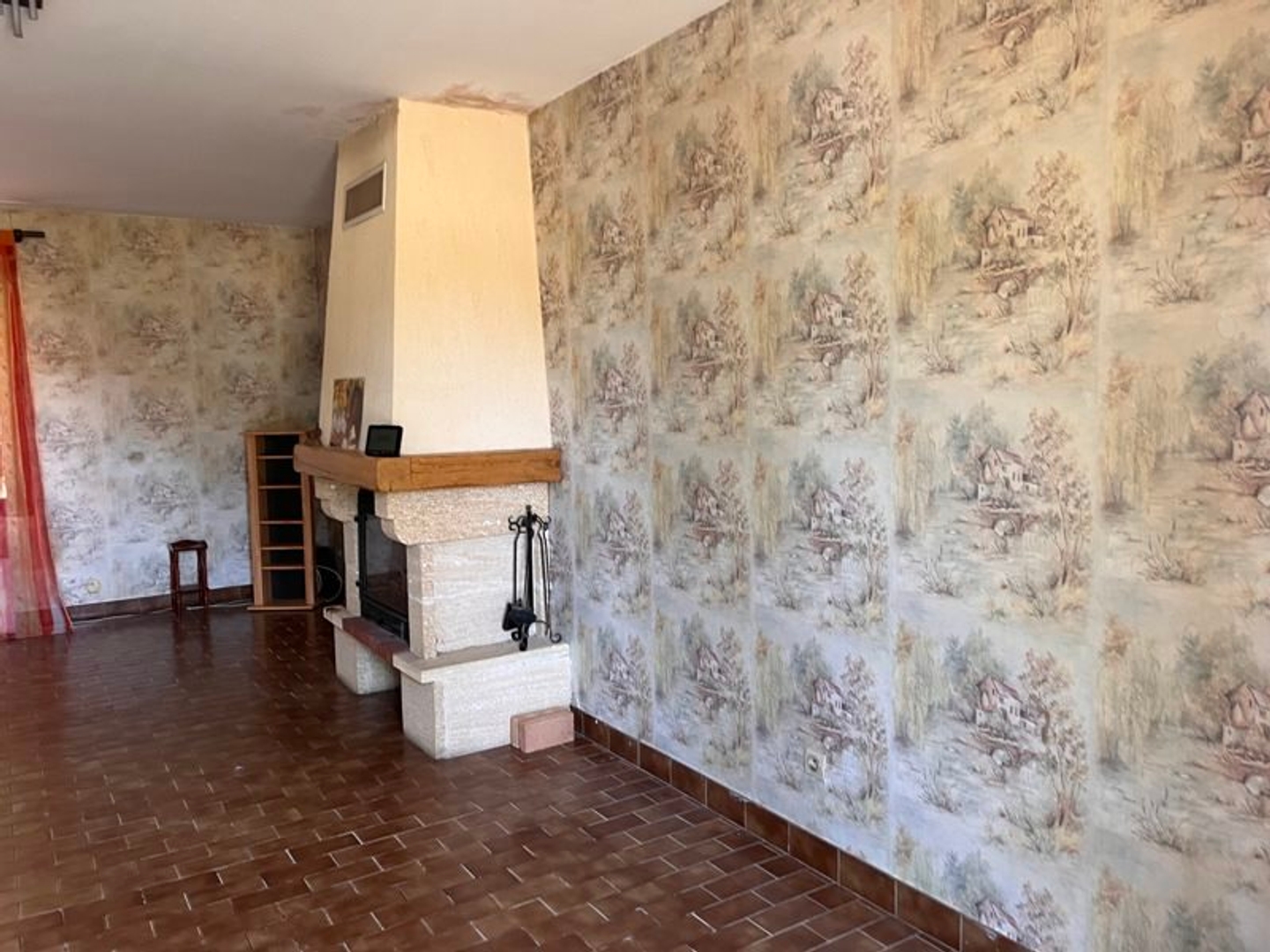 Maison à vendre - 4 pièces - 85m2 - Bourganeuf (23400)
