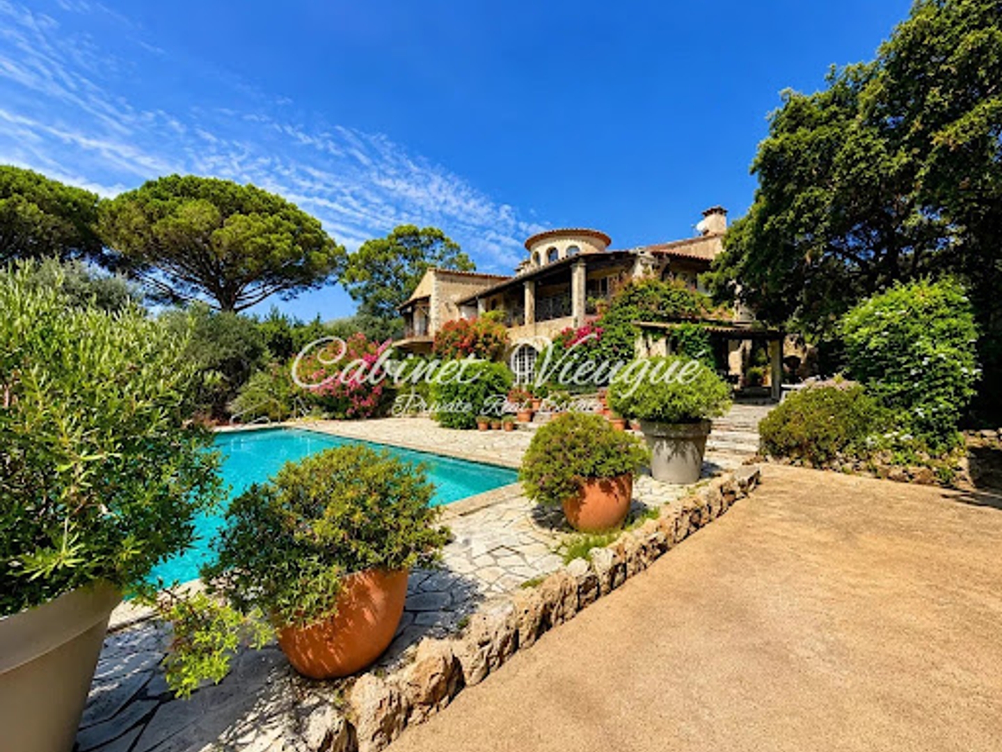 Villa 5 pièces 209 m²