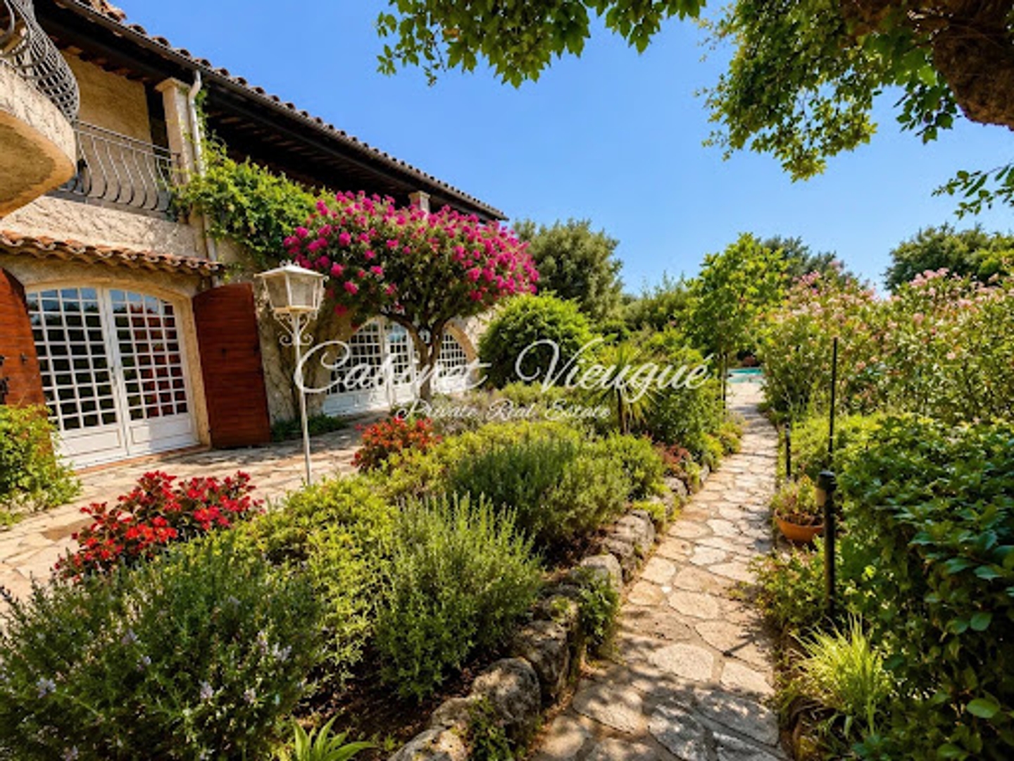 Maison à vendre - 5 pièces - 209m2 - Grimaud (83310)