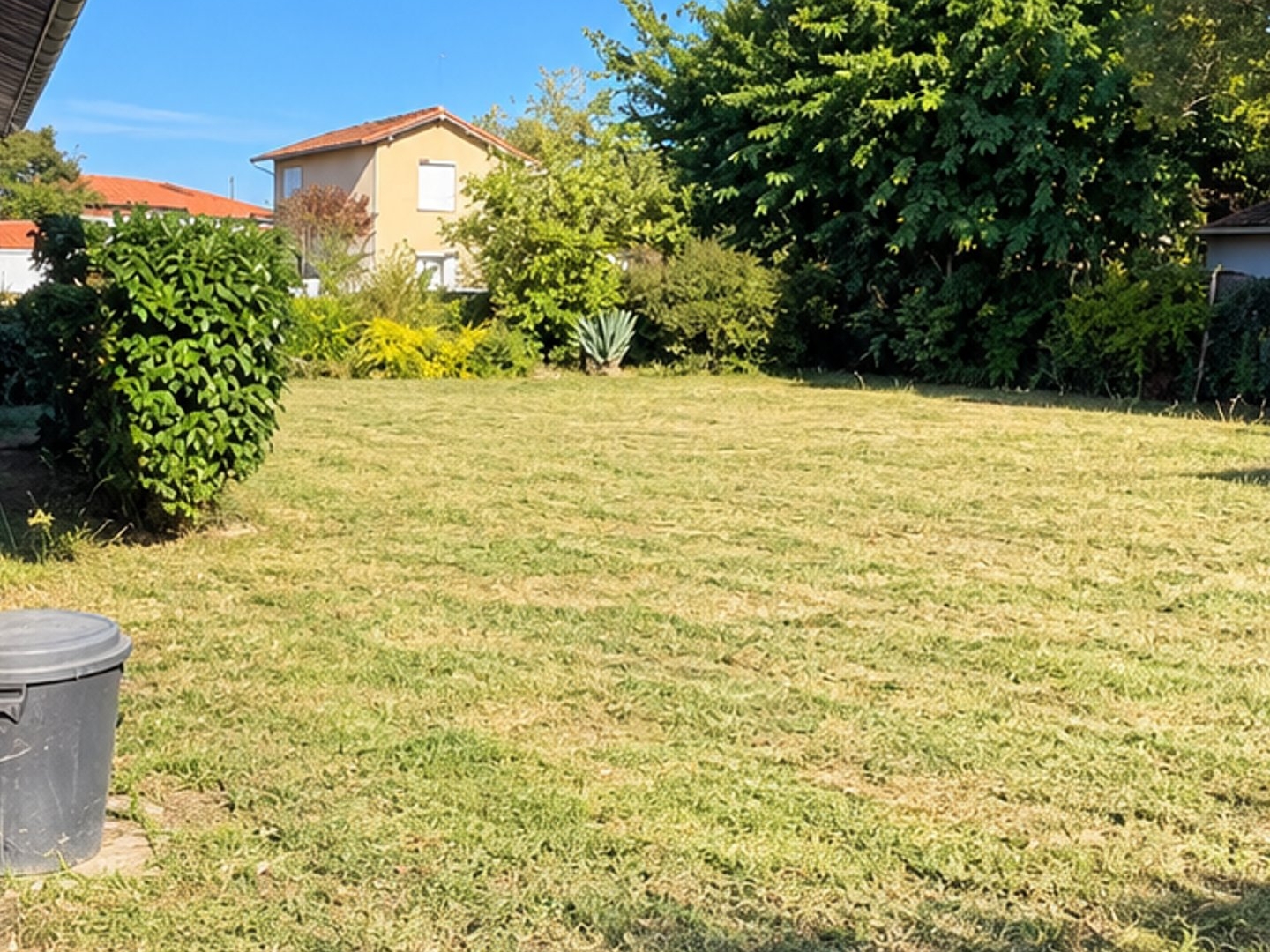 Bureaux à vendre - 100m2 - Saint-Pierre-Du-Mont (40280)