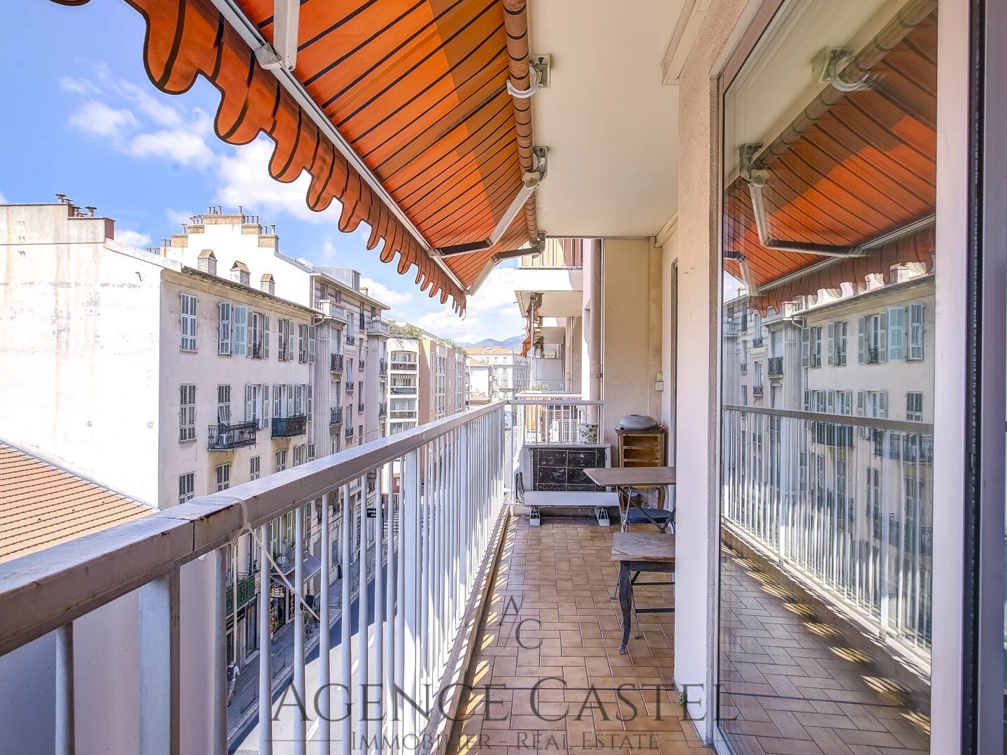 Appartement à vendre - 2 pièces - 56m2 - Nice (06300)