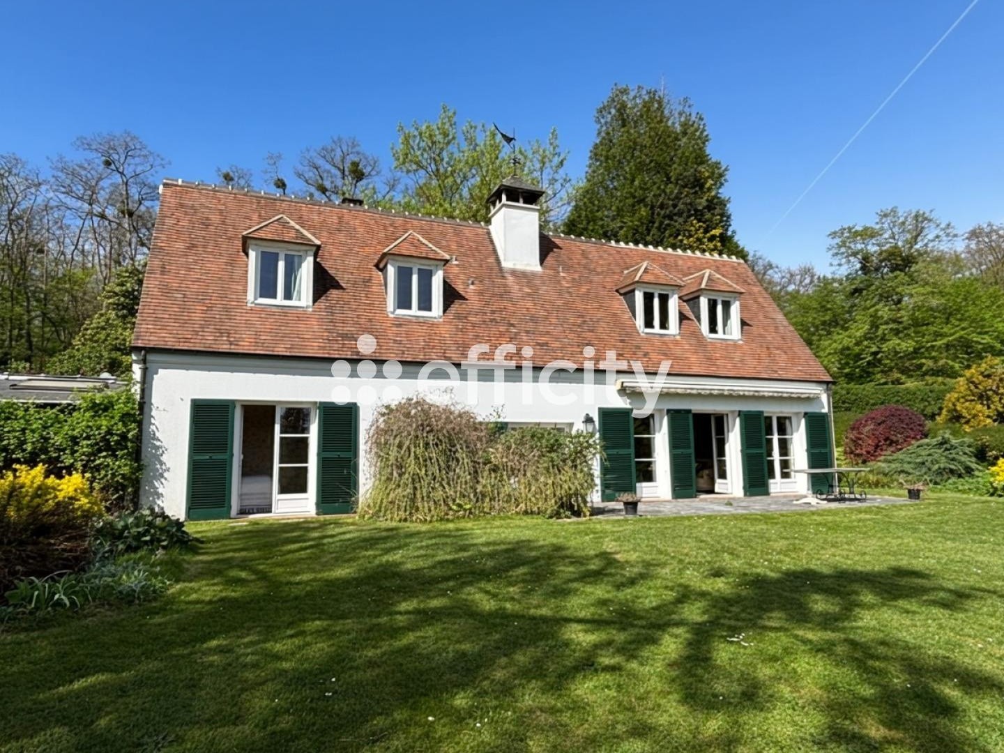 Maison 8 pièces 210 m²