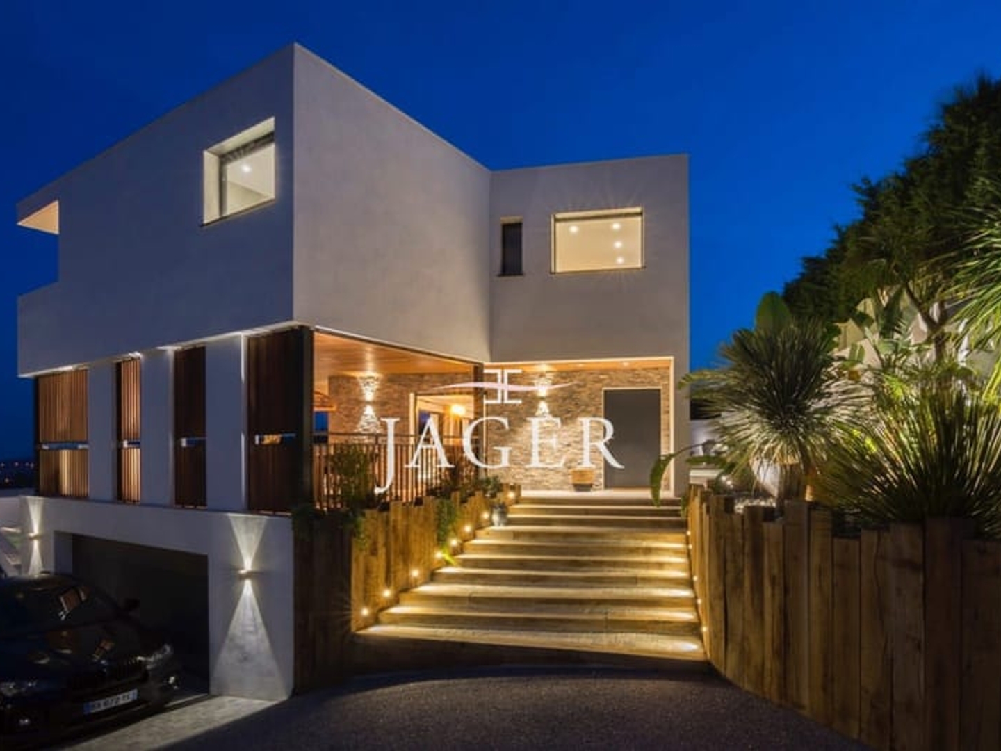 Maison à vendre - 6 pièces - 360m2 - Fréjus (83370)