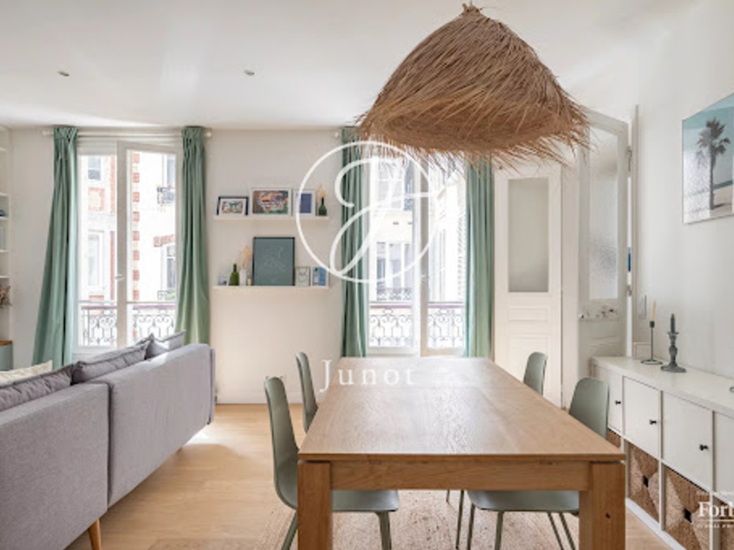 Appartement à vendre - 2 pièces - 56m2 - Paris 9e (75009)