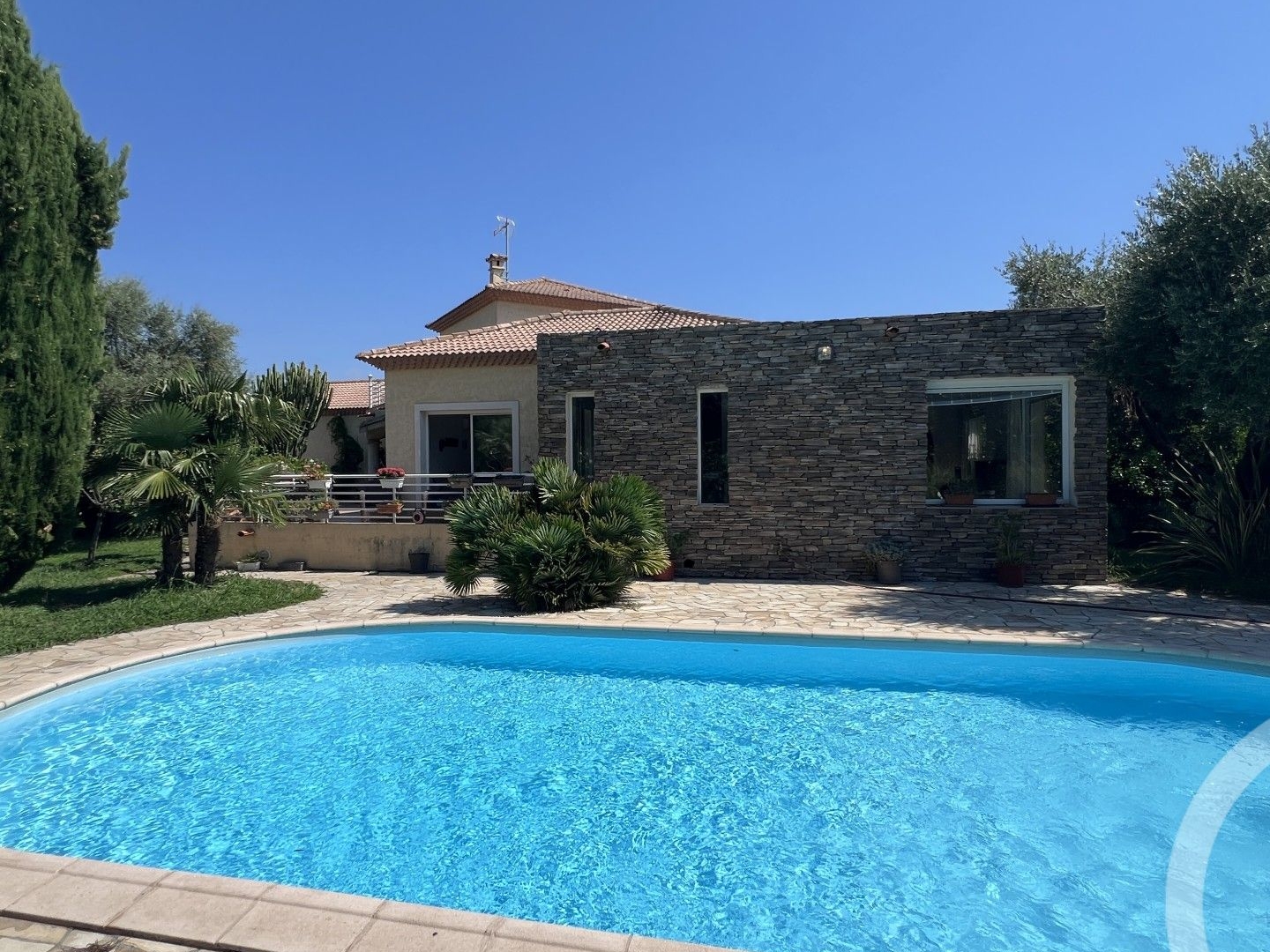 Maison 6 pièces 212 m²