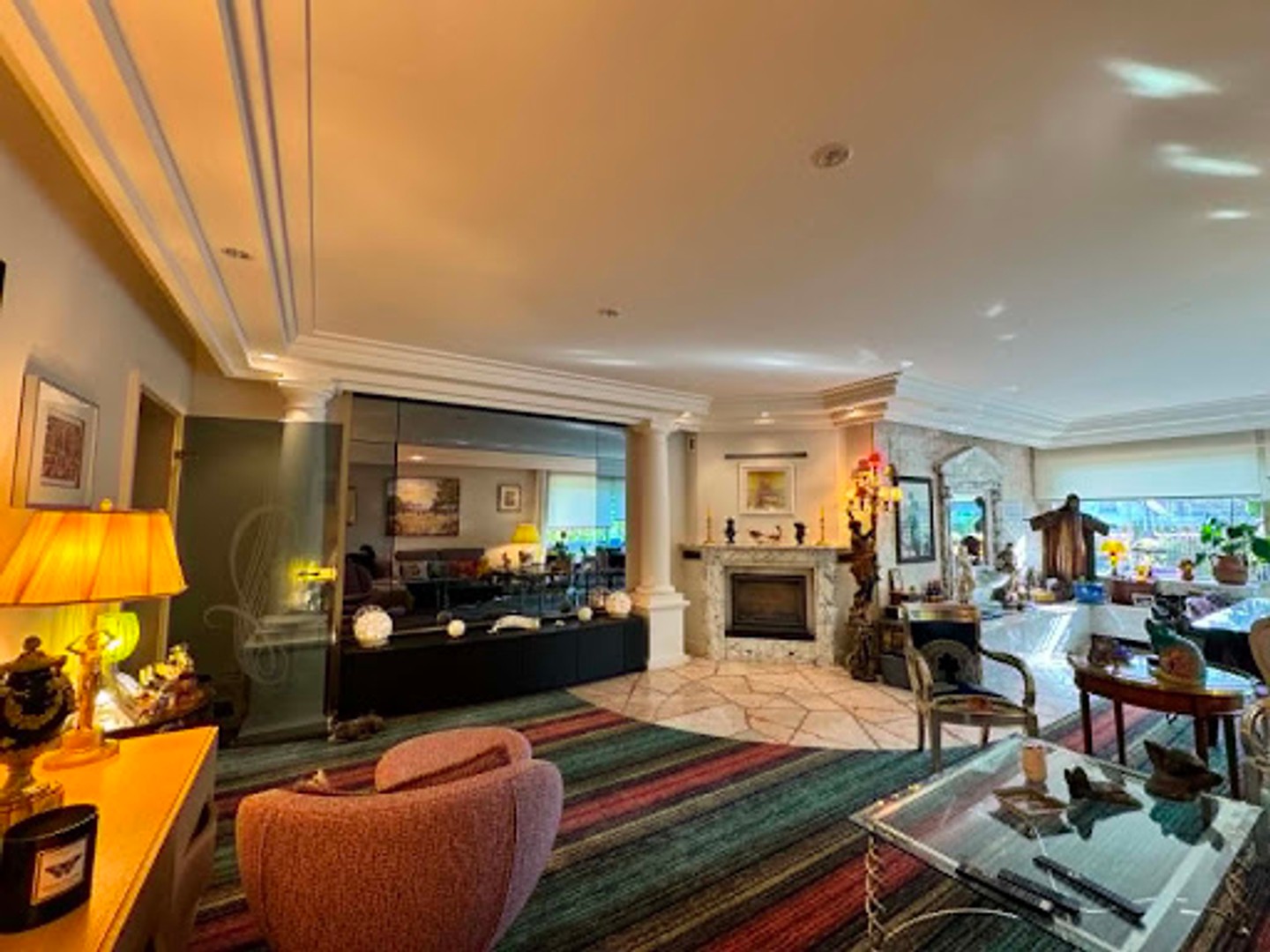 Maison 9 pièces 357 m²
