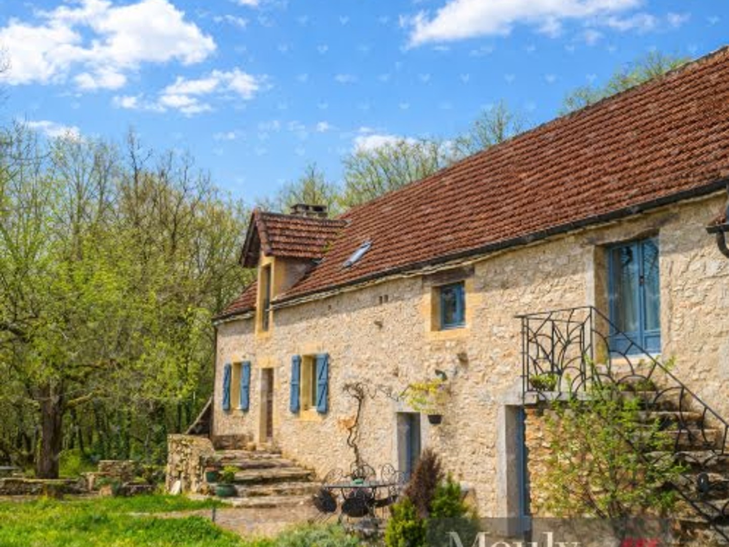 Propriété 6 pièces 155 m²