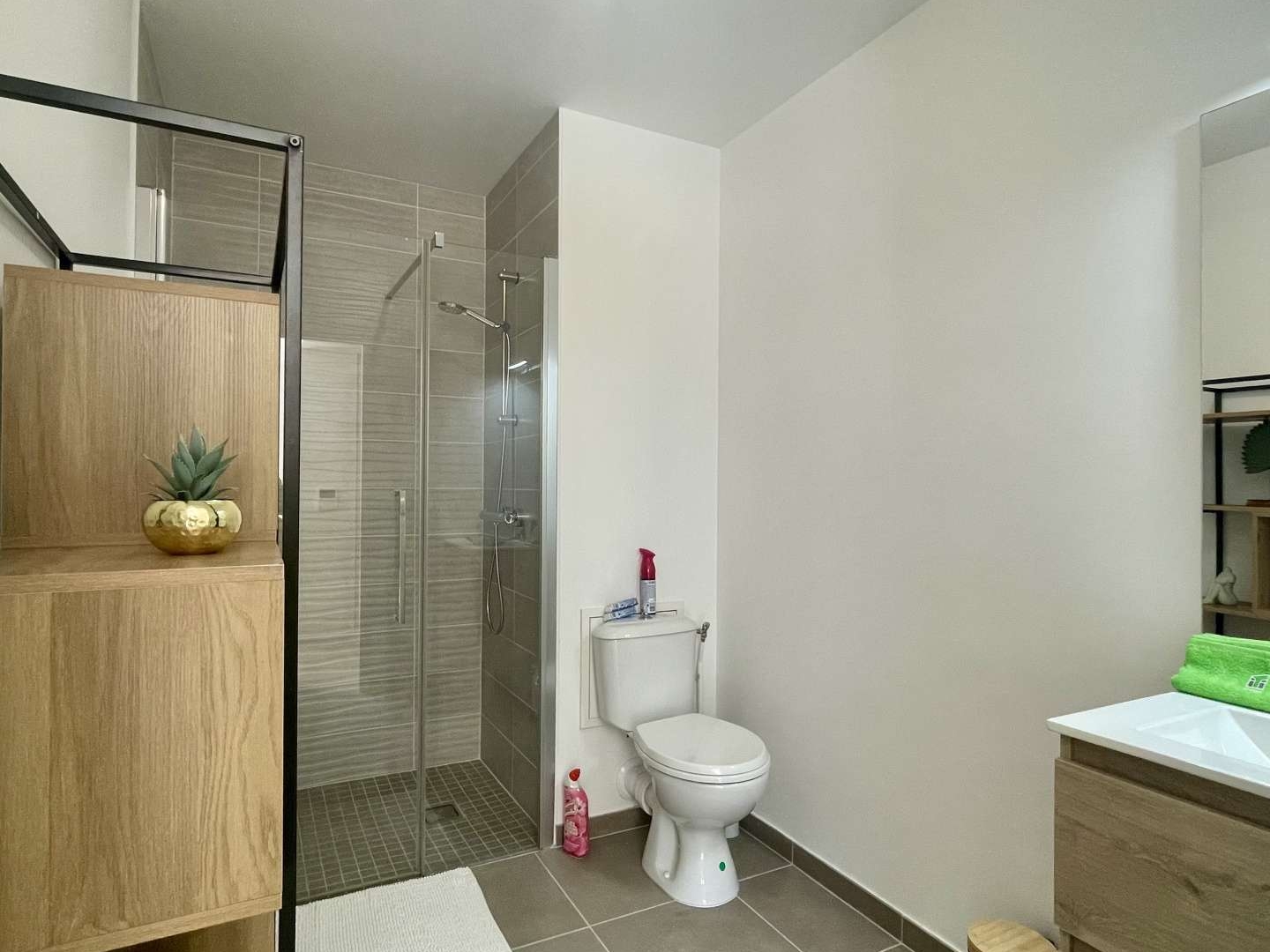 Appartement à vendre - 2 pièces - 43m2 - Carpiquet (14650)