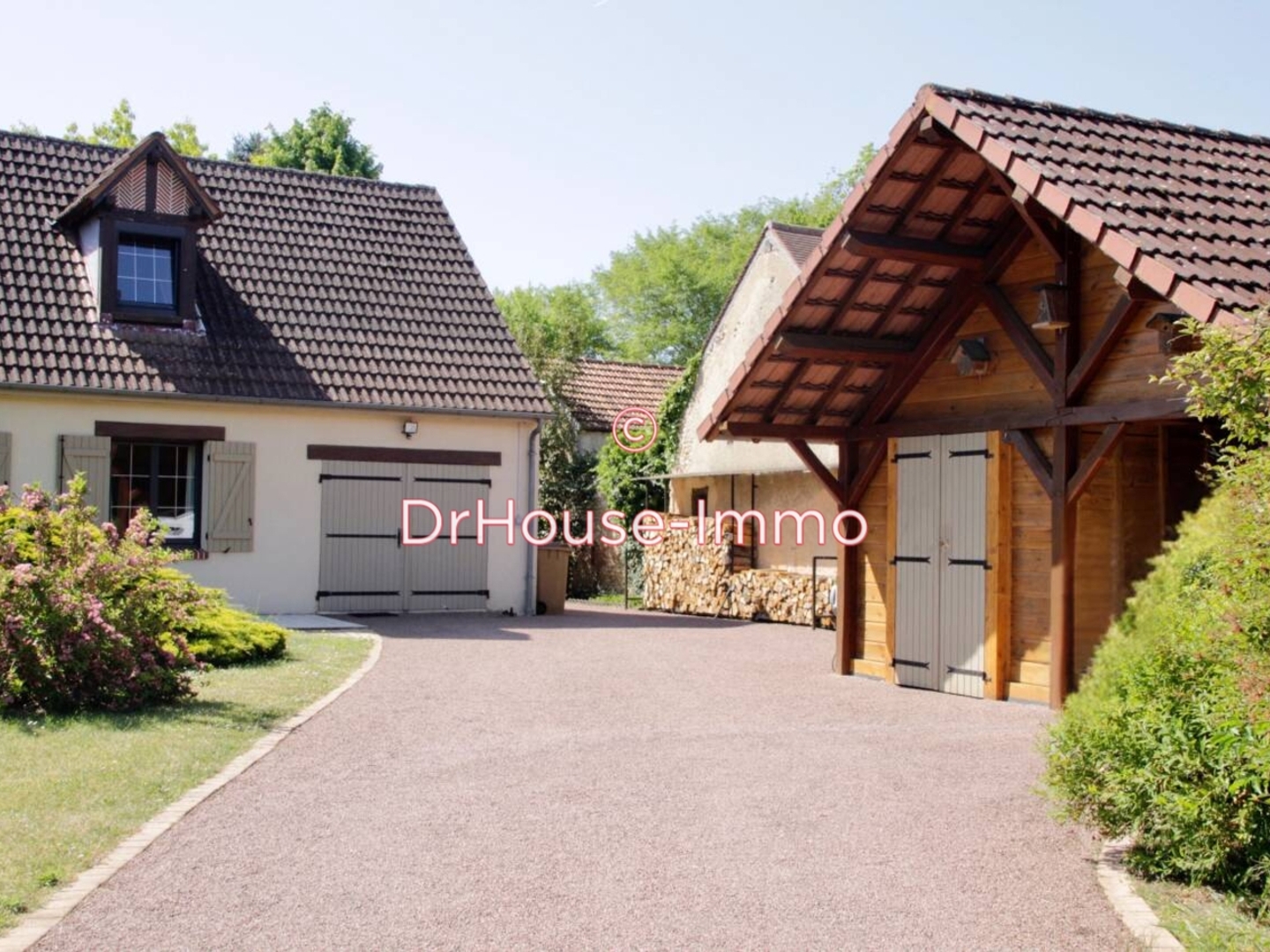 Maison à vendre - 6 pièces - 116m2 - Conflans-Sur-Loing (45700)