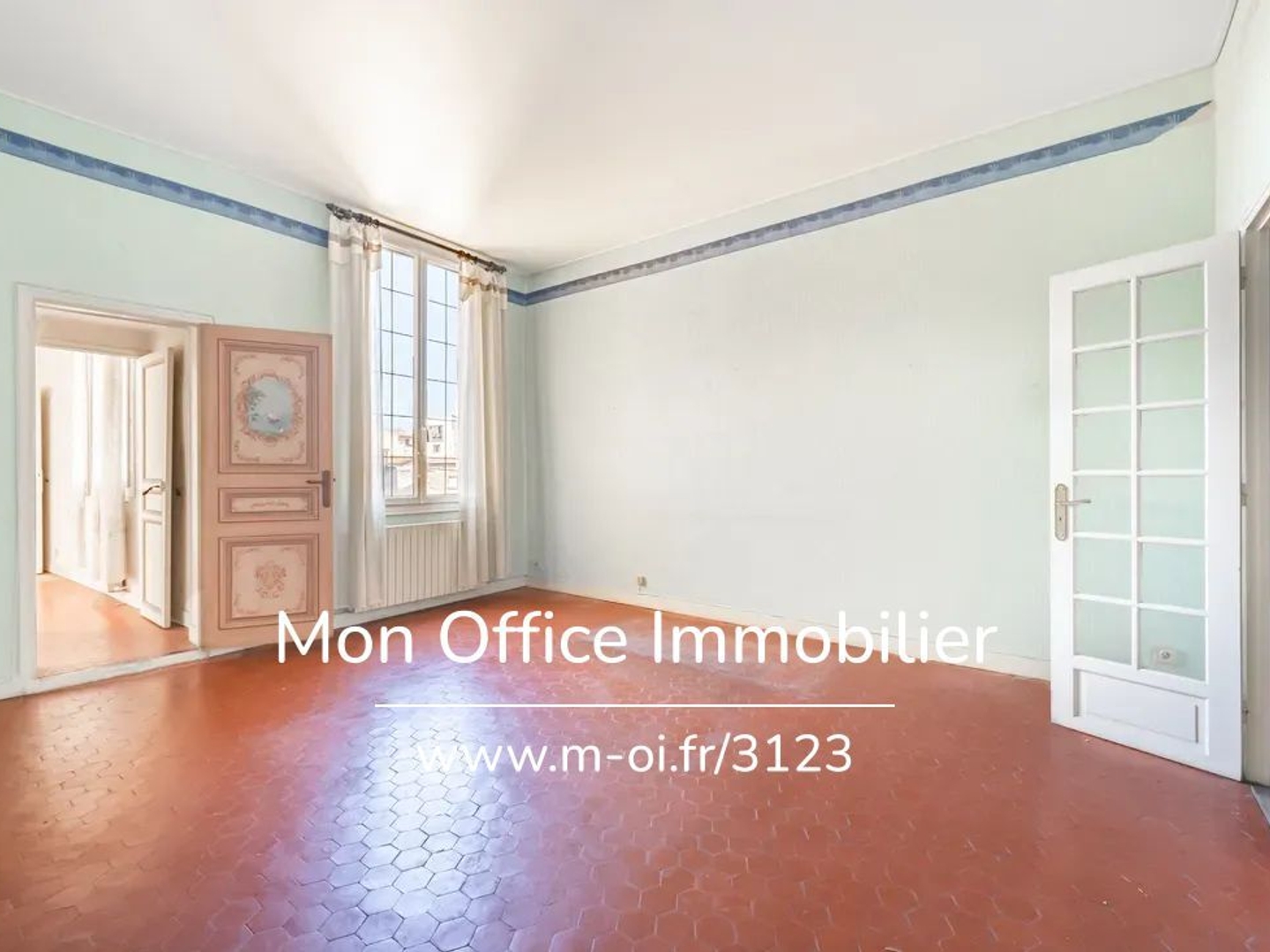 Vends appartement - 69.79 m² - 3 pièces, 2 chambres - Aix-en-Provence 13100