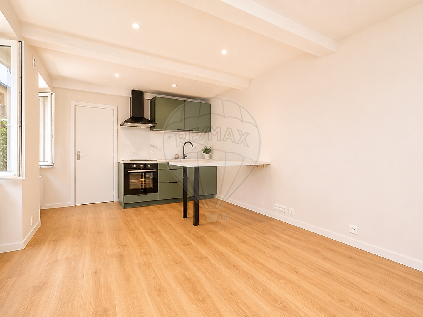Appartement à vendre - 1 pièce - Villeneuve-Loubet (06270)