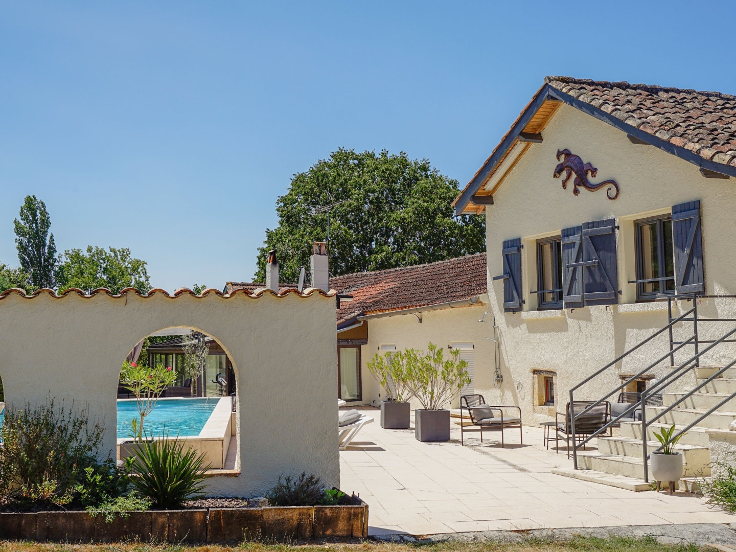 Maison à vendre - 7 pièces - 195m2 - Sauveterre (82110)