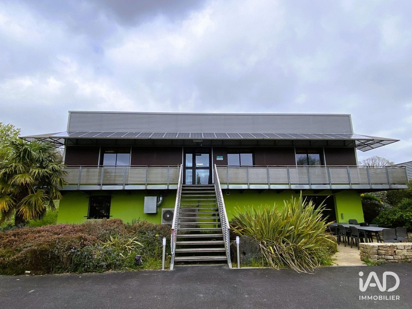 Local commercial 335 m²