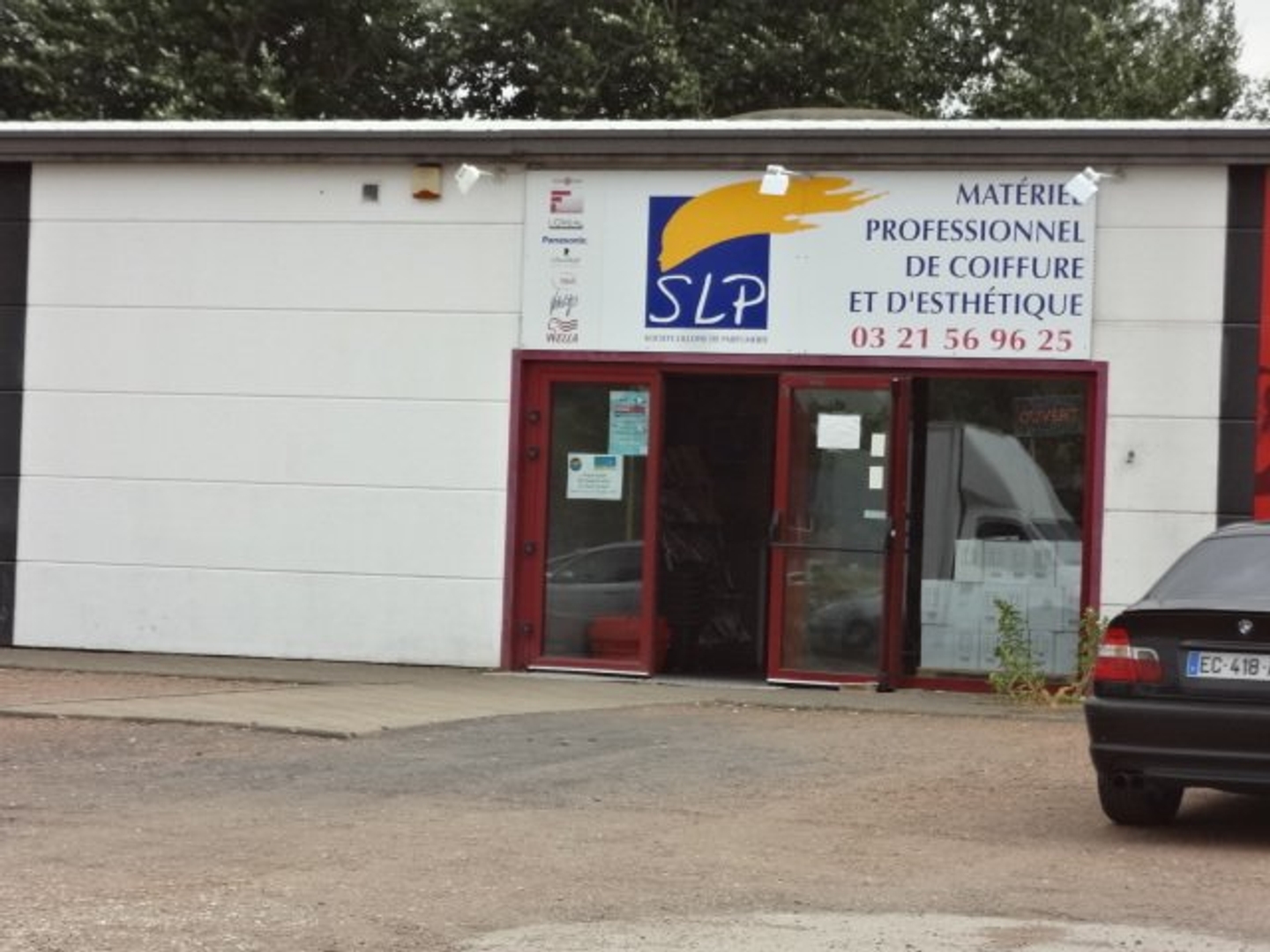 Local commercial 232 m²
