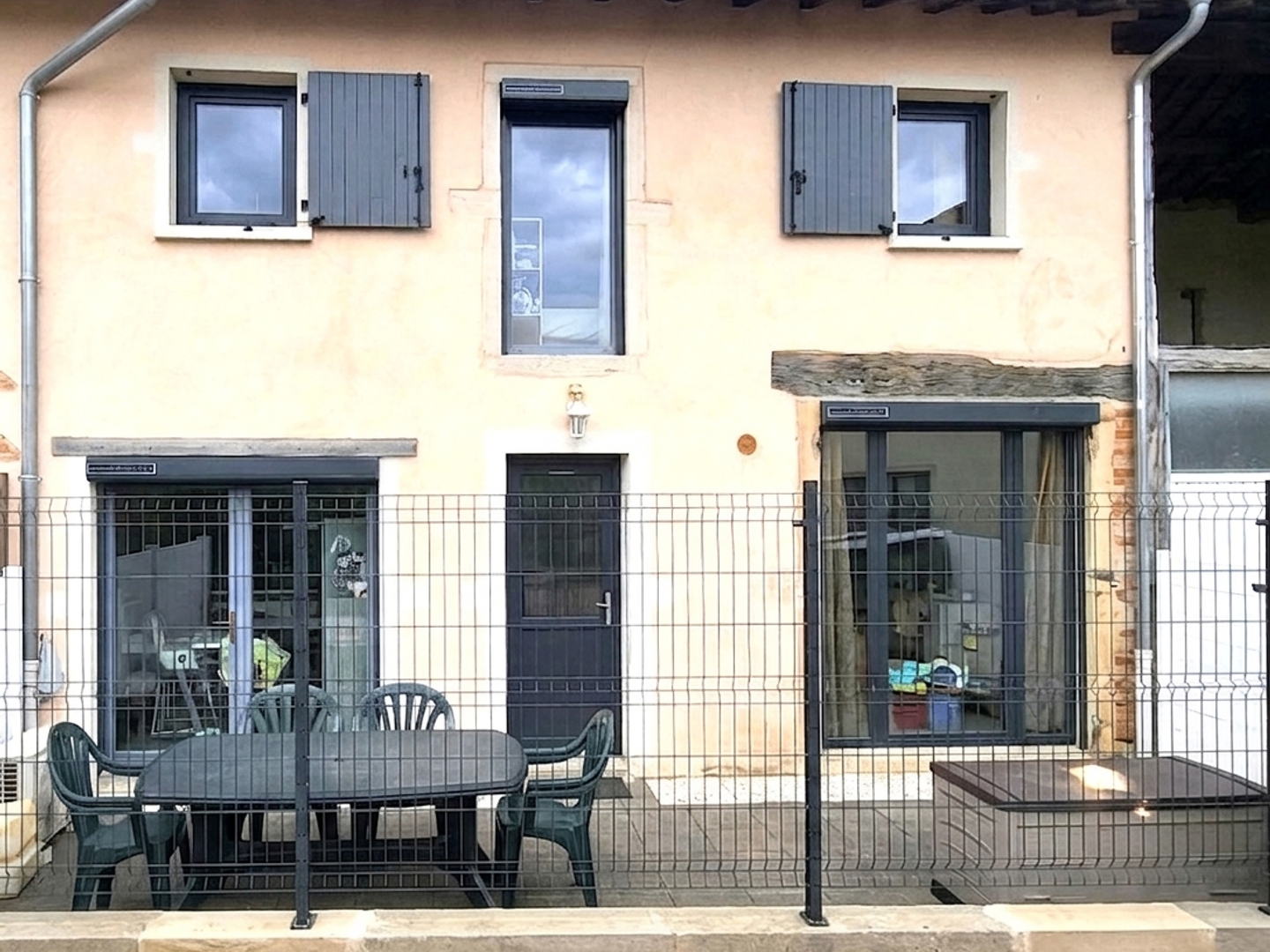 maison de village avec terrasse