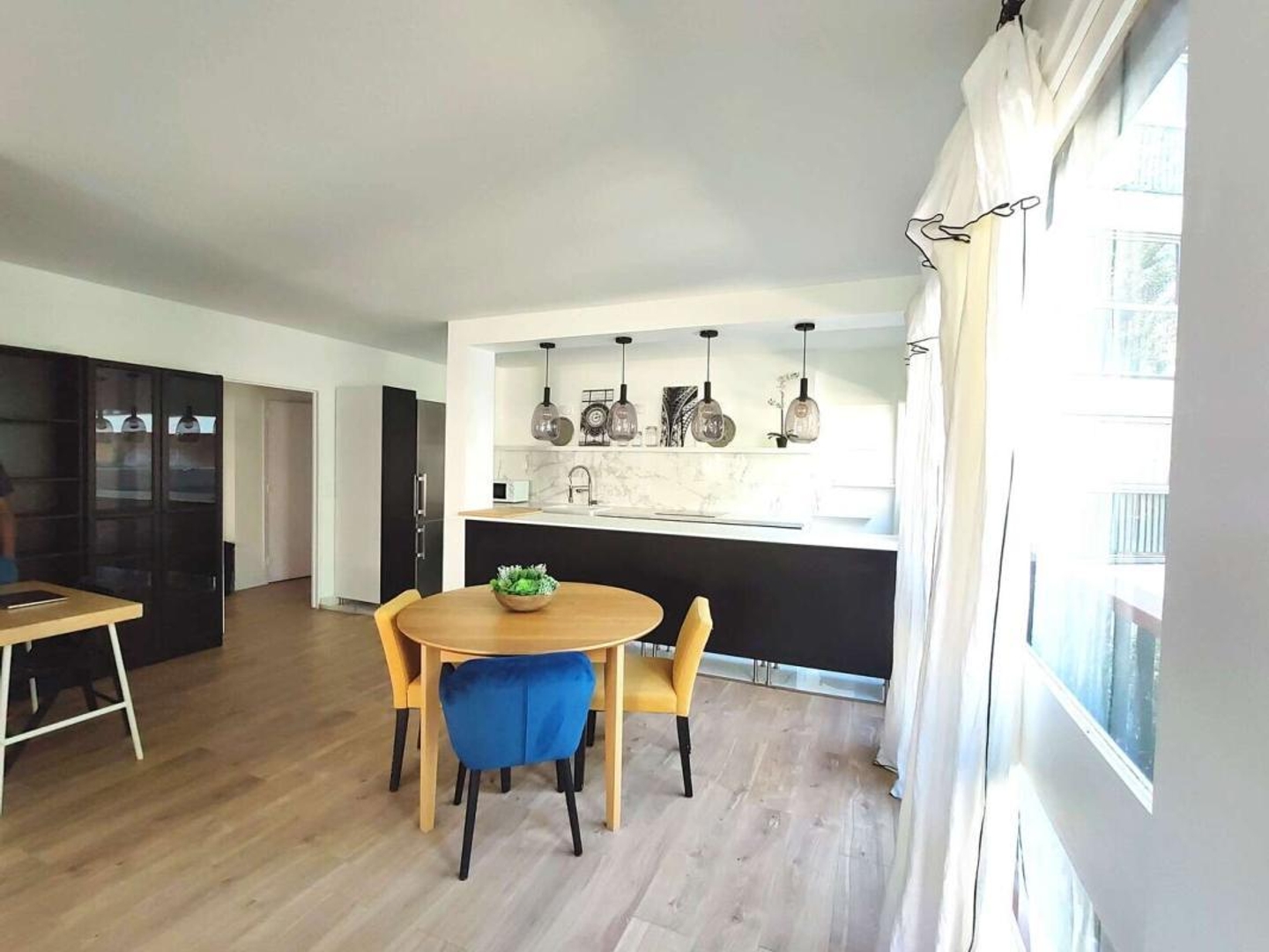 Appartement à vendre - 3 pièces - 83m2 - Le Chesnay-Rocque... (78150)