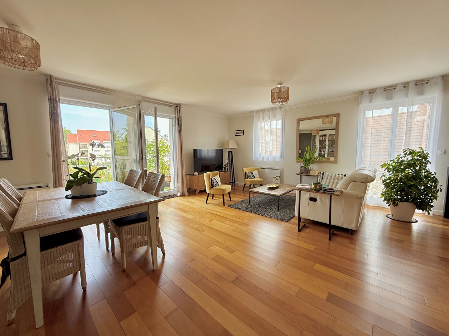 Appartement à vendre - 5 pièces - 105m2 - Ozoir-La-Ferrière (77330)