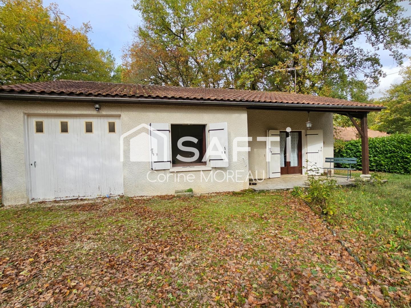 charmante maison de 70m2 ,avec terrain arboré et clôturé