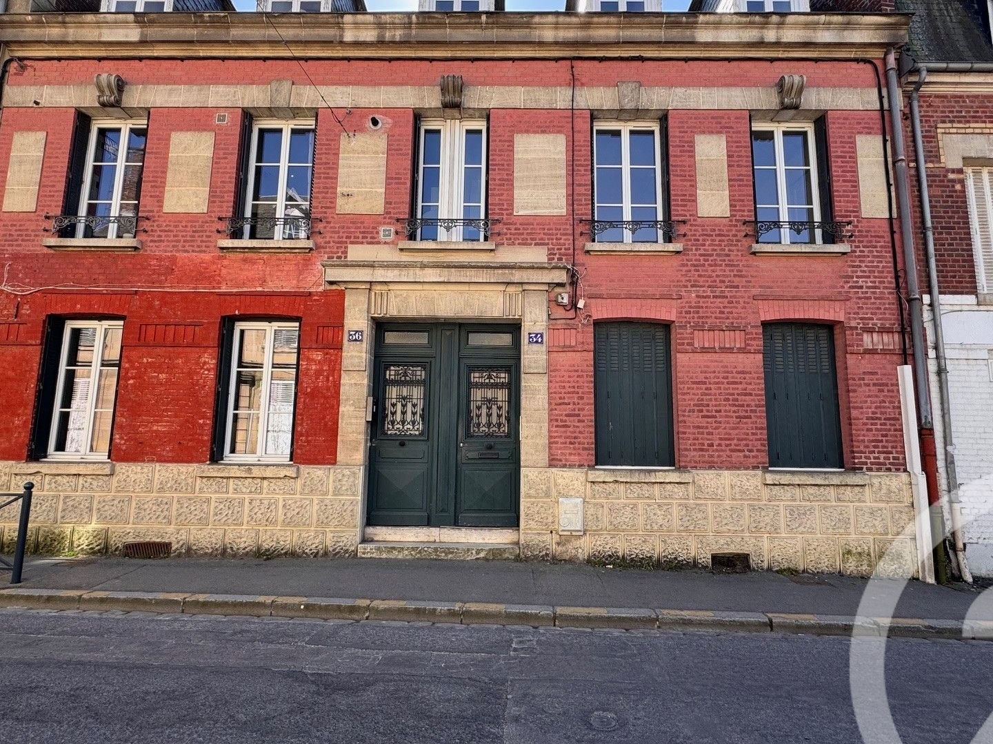 Immeuble de rapport 220 m²