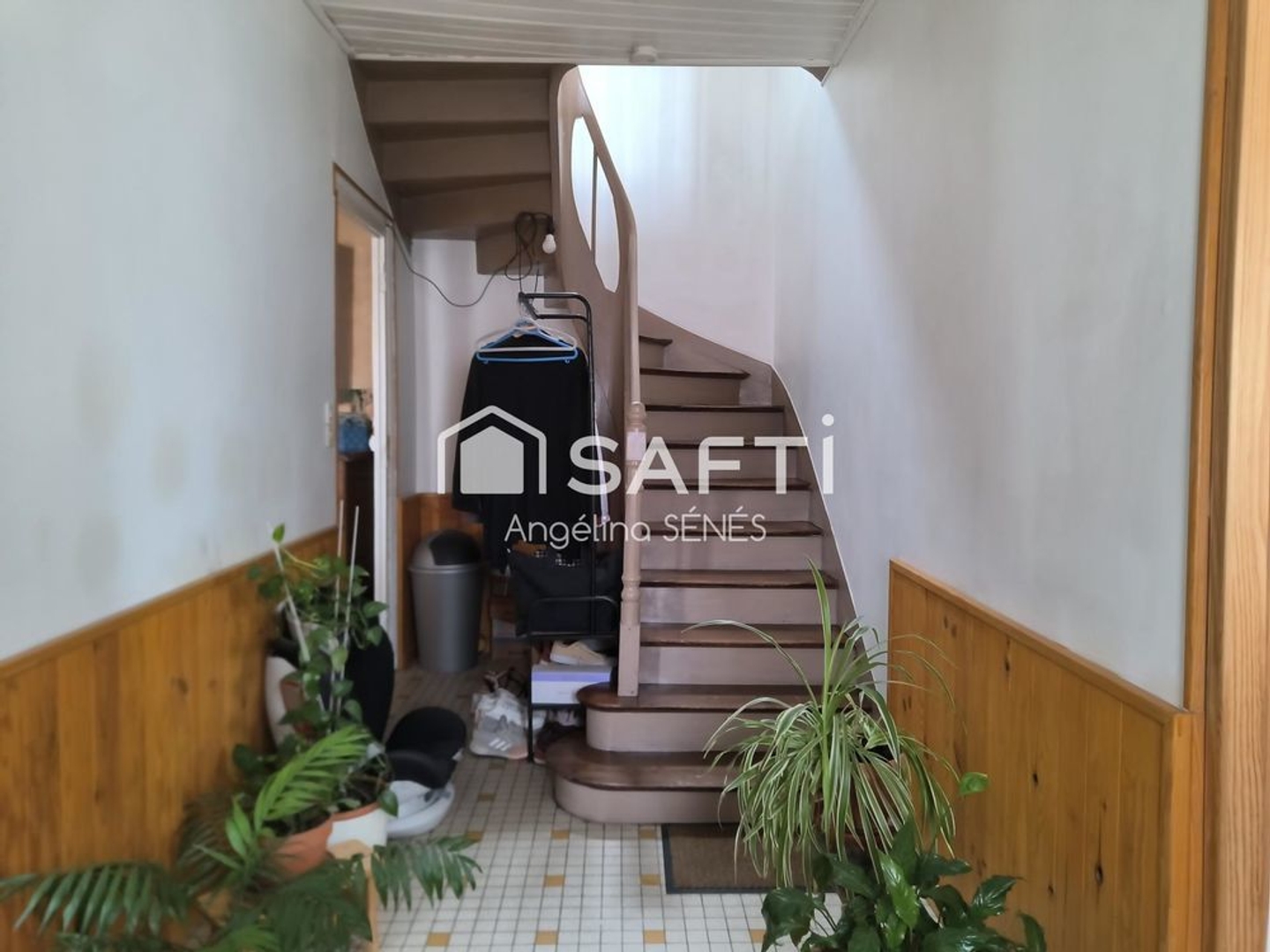 Maison à vendre - 5 pièces - 100m2 - La Rivière (33126)