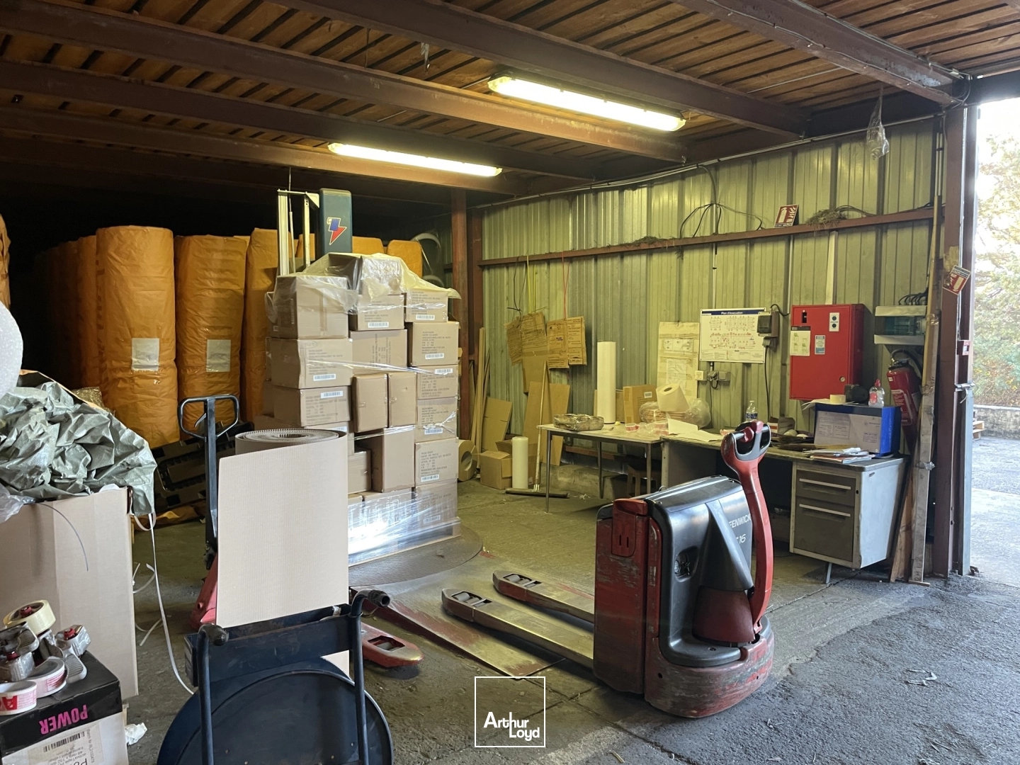 Locaux à vendre - 6020m2 - Villeneuve-Lès-Bé... (34420)