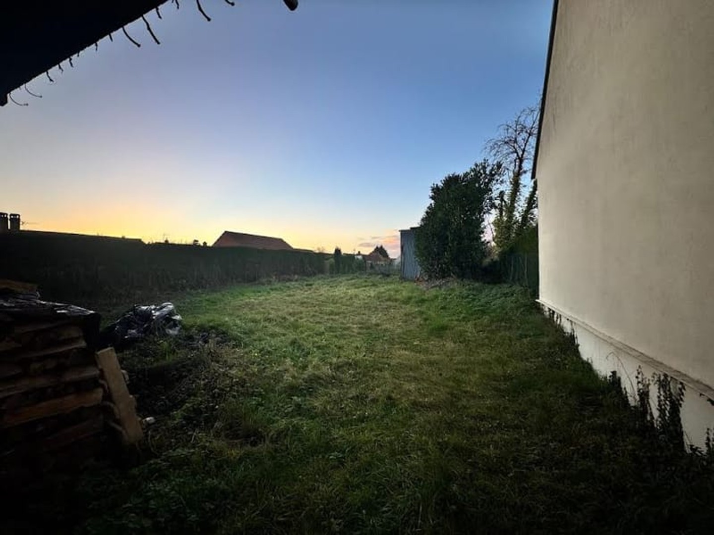Parking/Garage/Box 180 m²