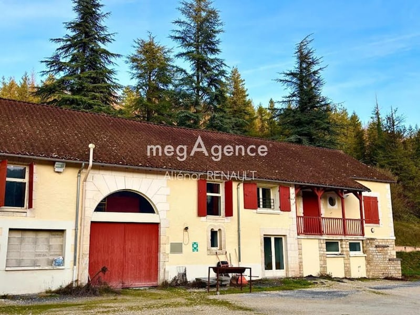 Immeuble 1500 m²